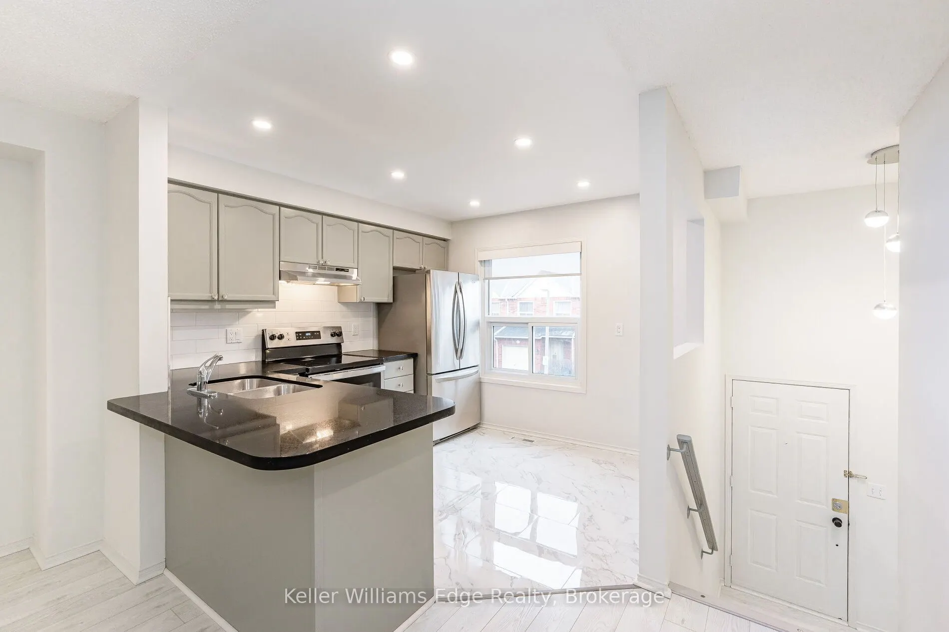 1570 Reeves Gate, #2