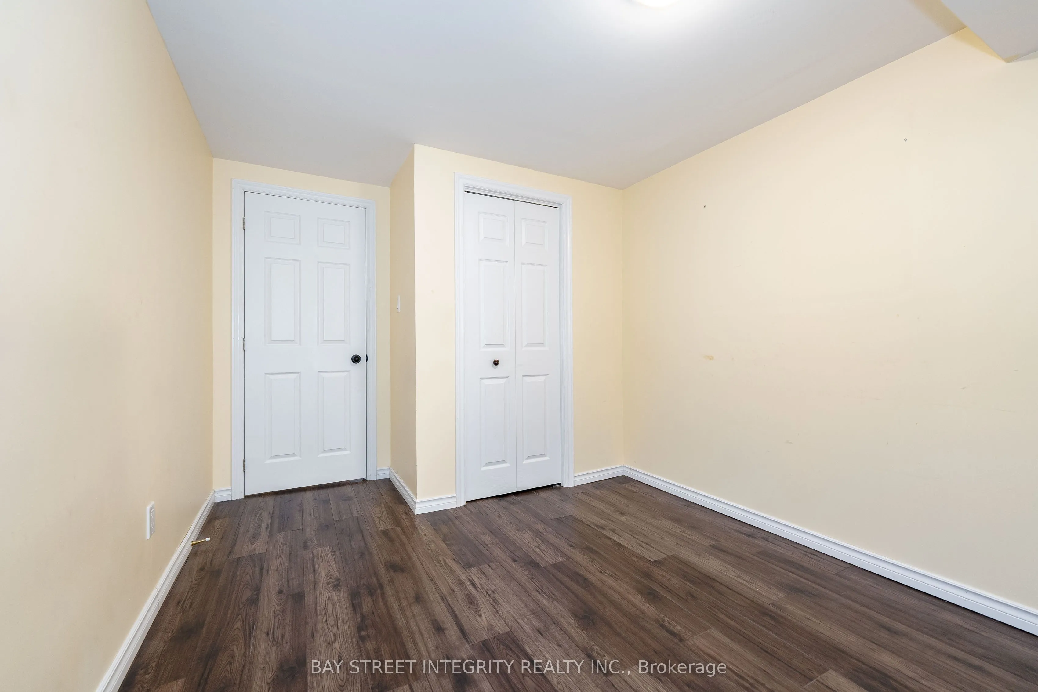 2413 Grand Oak Trail