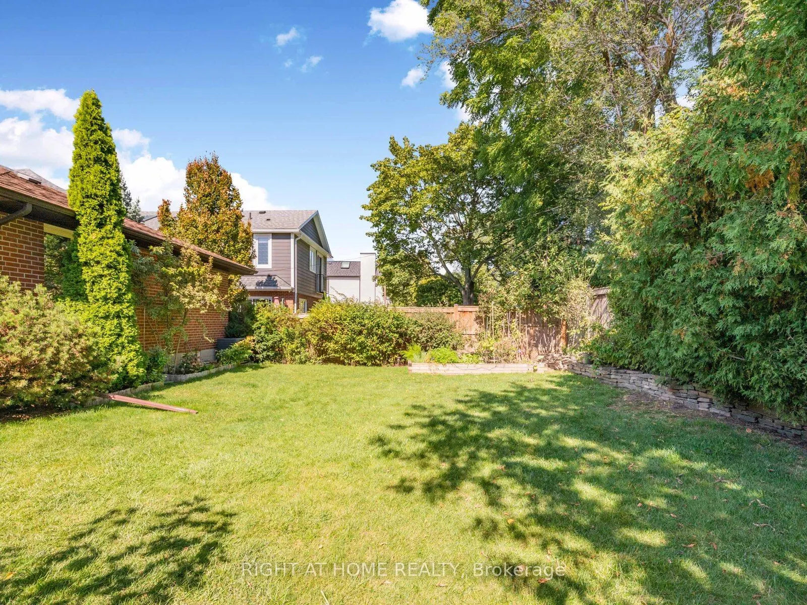 7 Bloorlea Crescent
