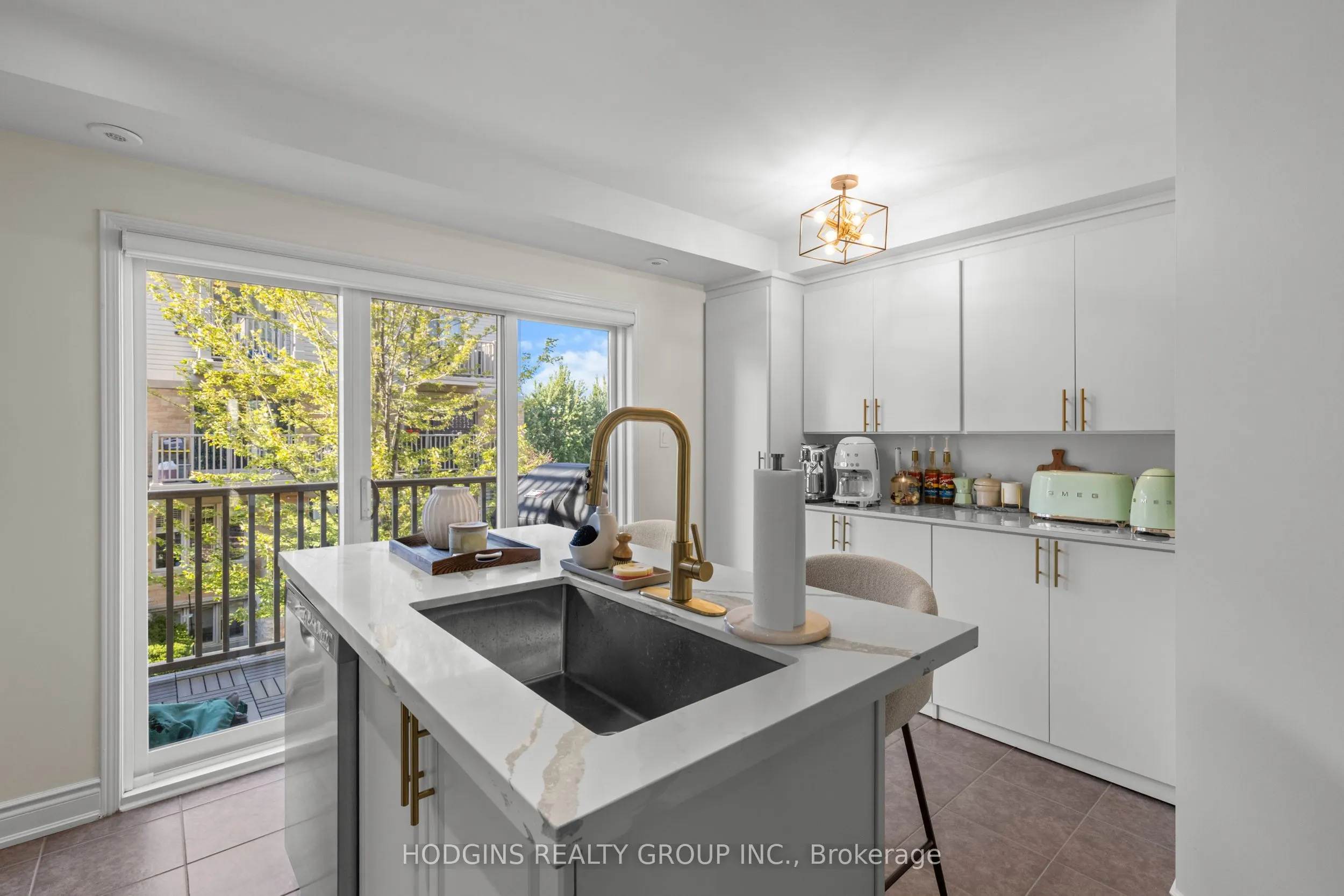 3250 Bentley Drive S, #38
