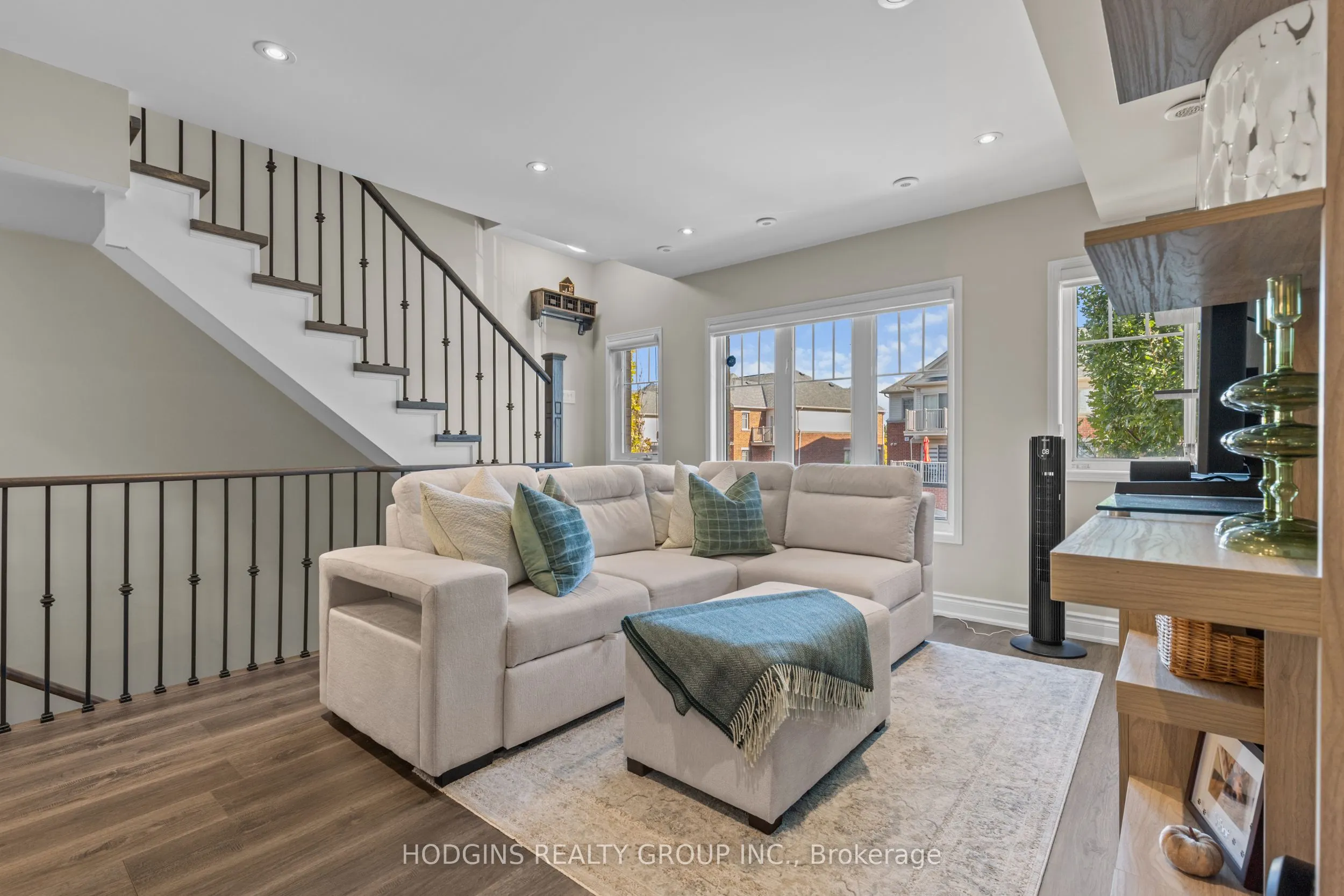 3250 Bentley Drive S, #38