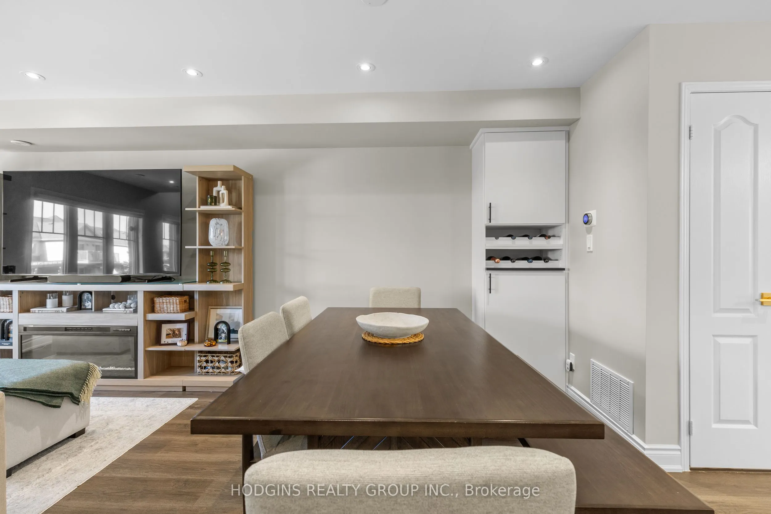 3250 Bentley Drive S, #38