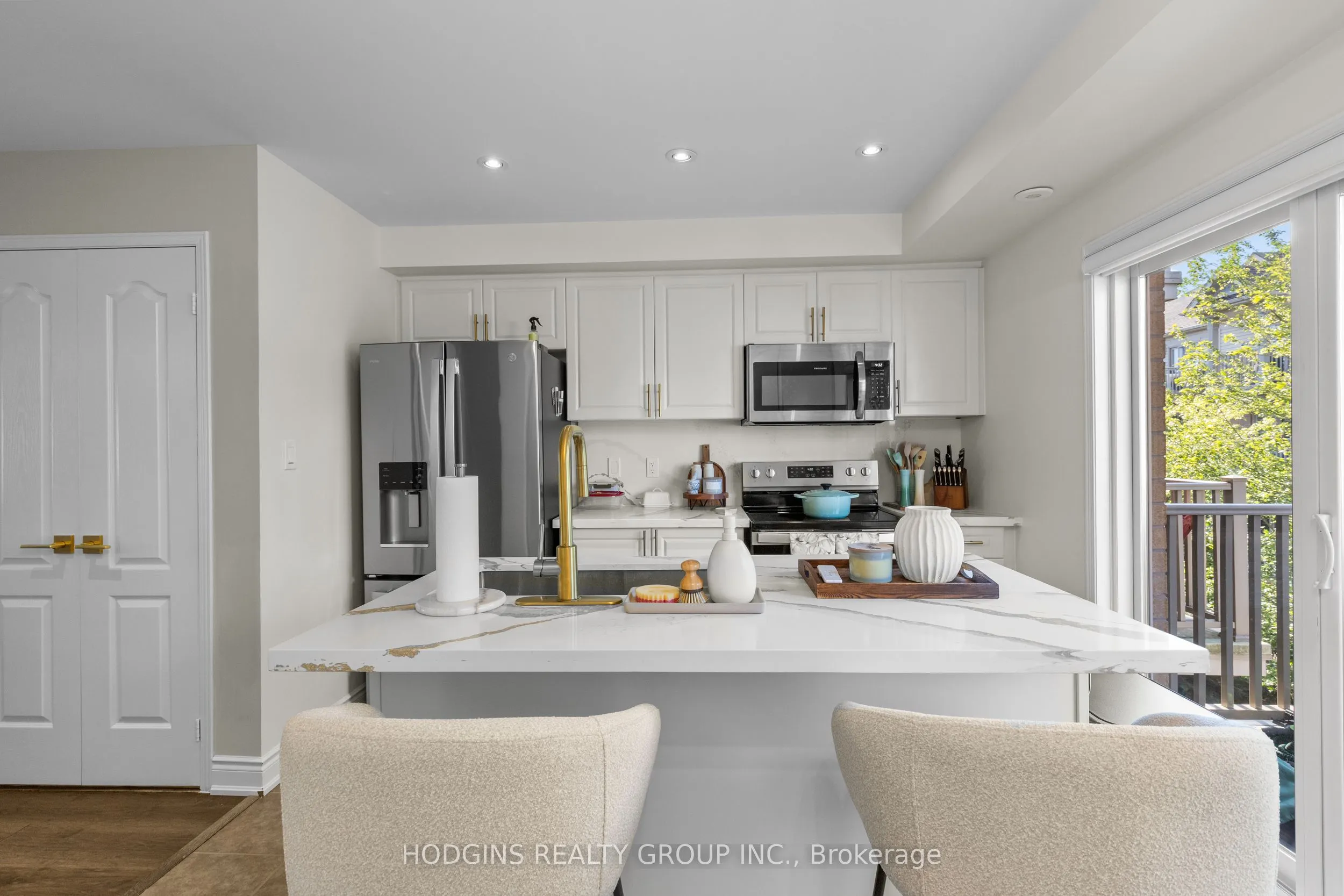 3250 Bentley Drive S, #38