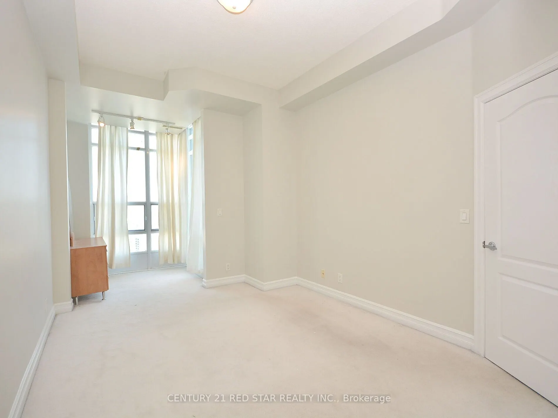 1 Elm Drive N, #3001