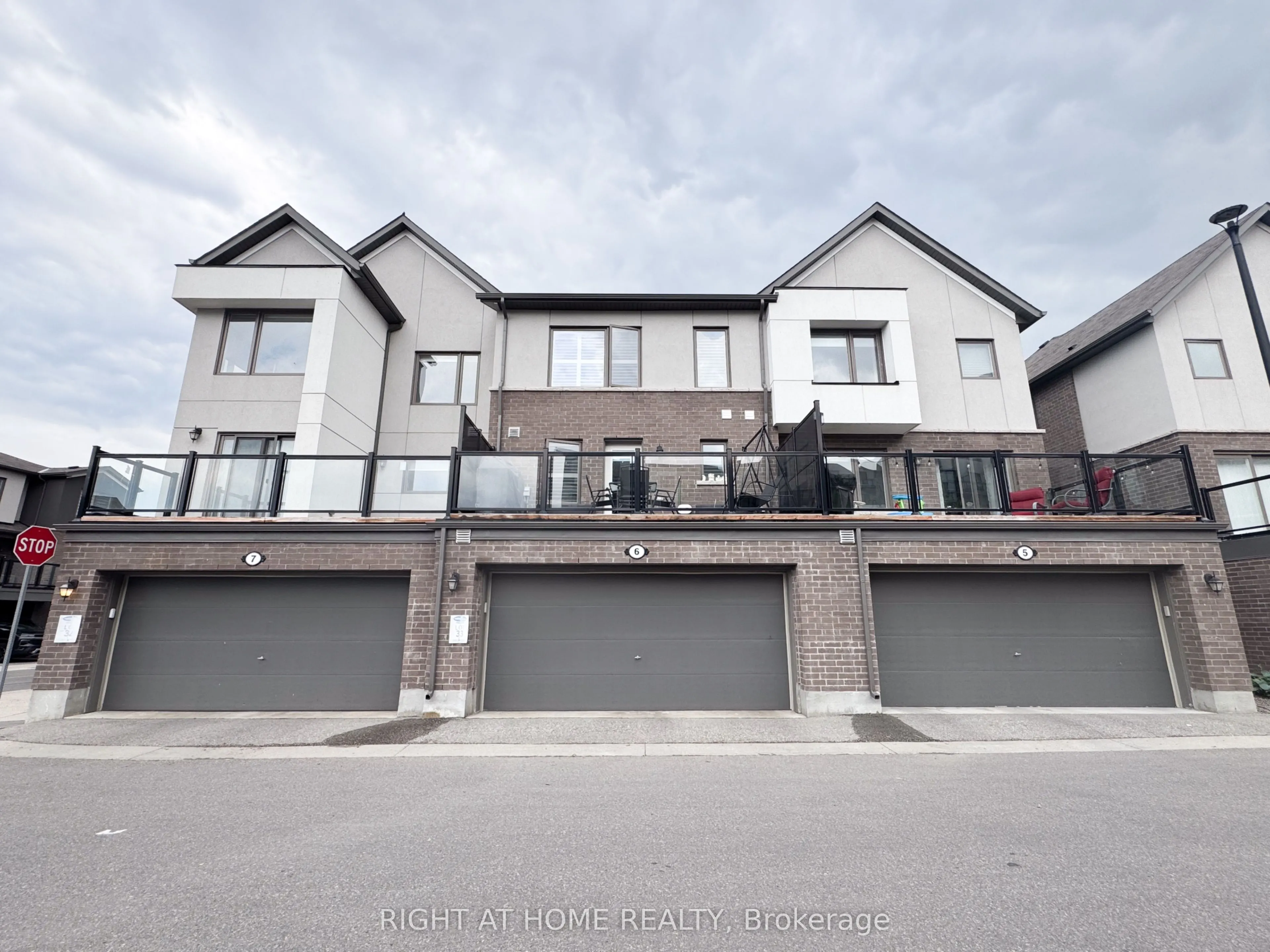 1125 Leger Way, #6
