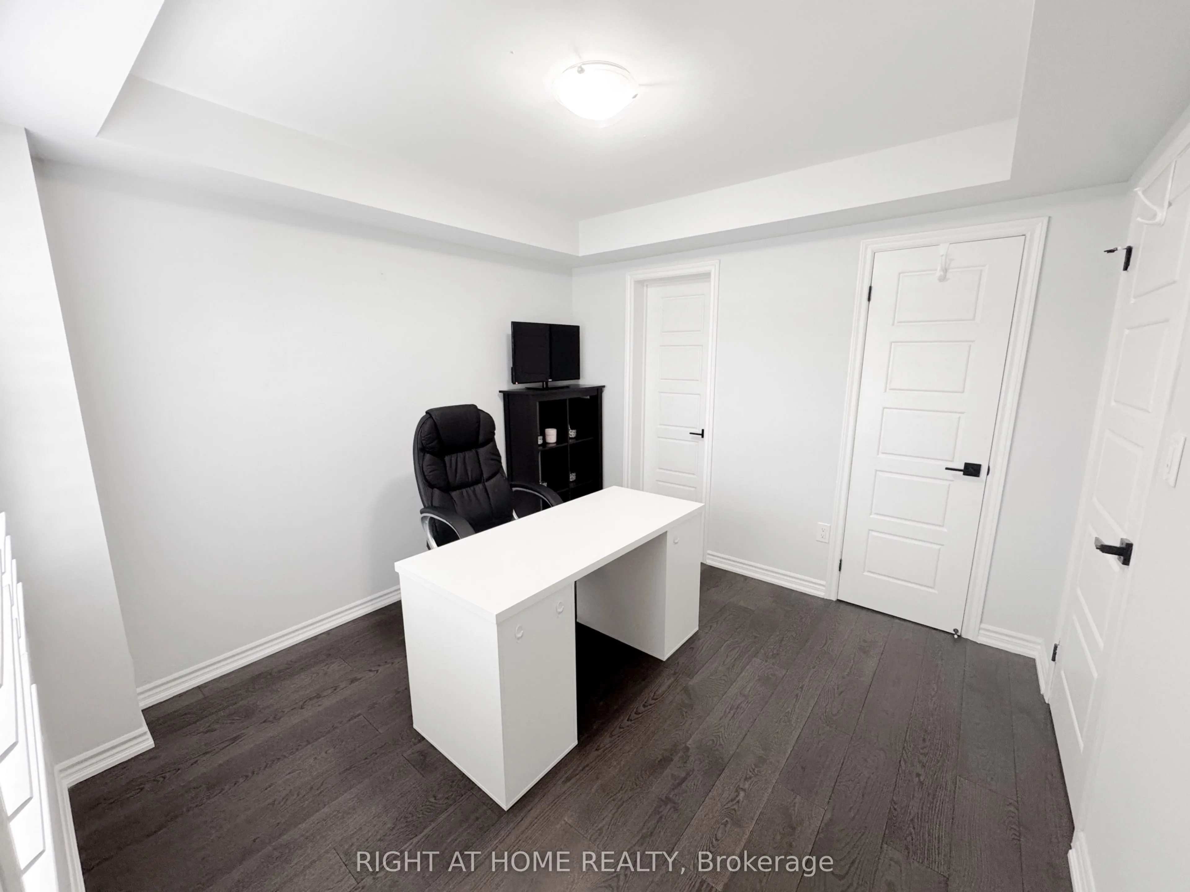 1125 Leger Way, #6