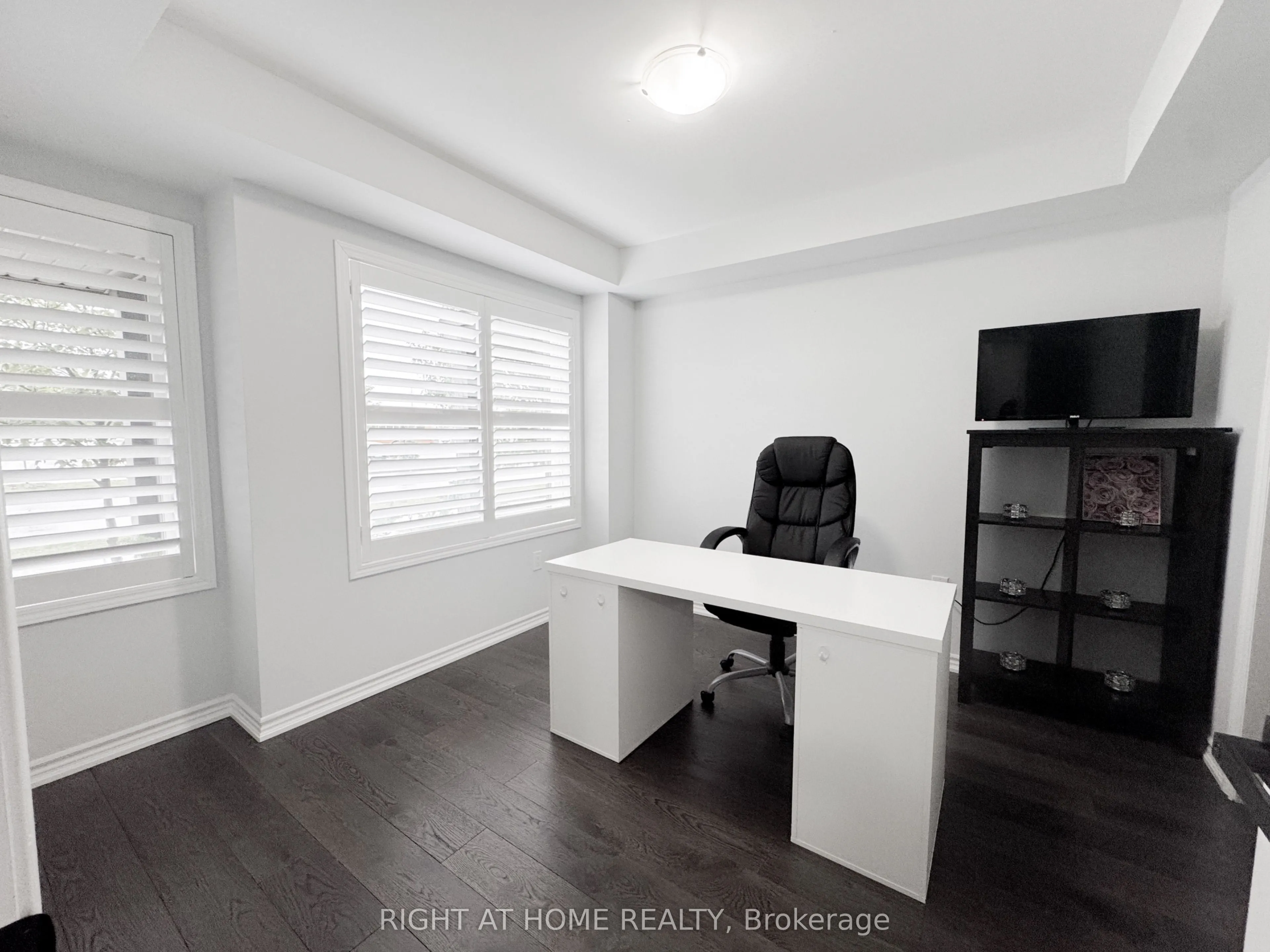 1125 Leger Way, #6