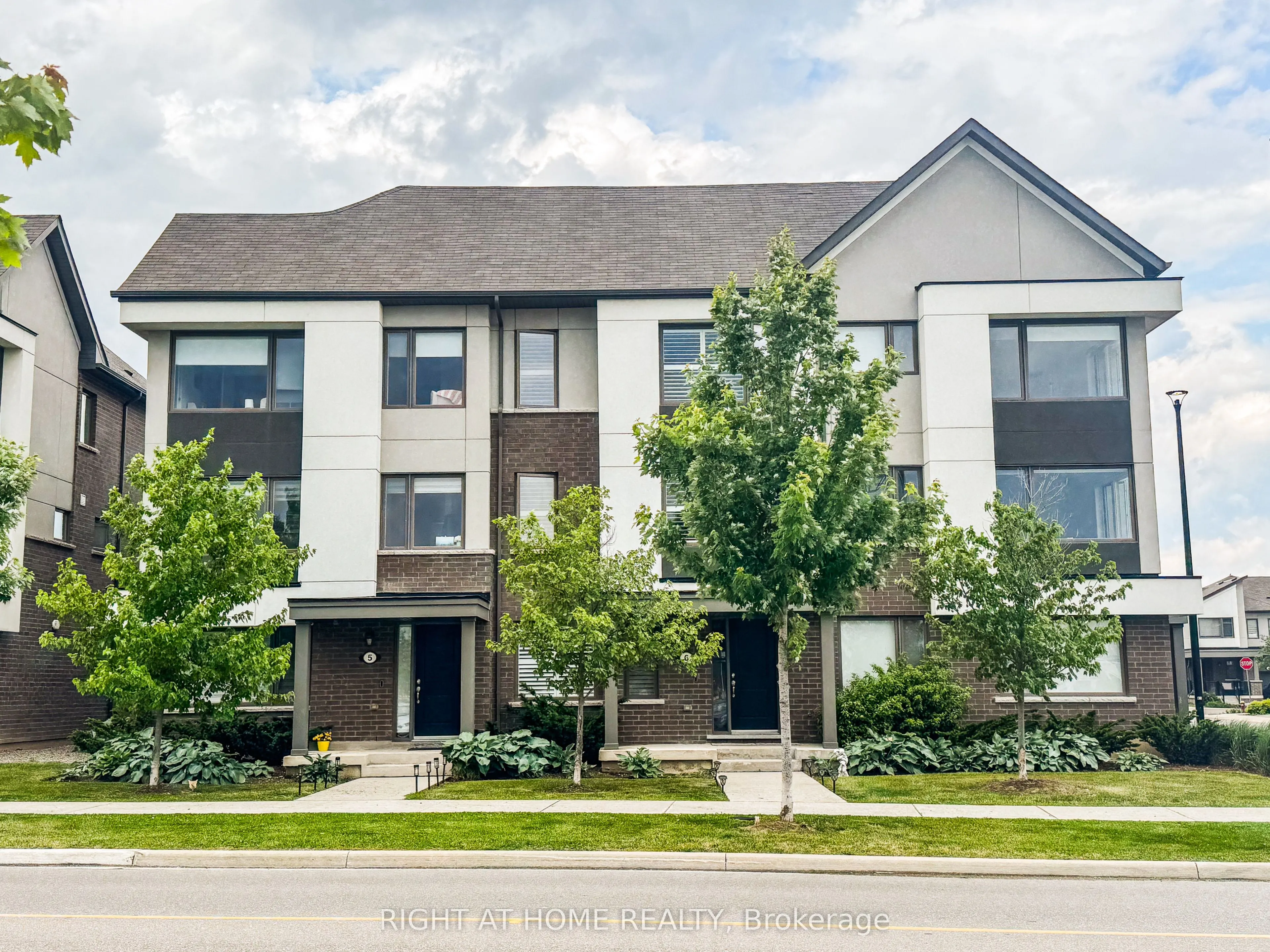 1125 Leger Way, #6