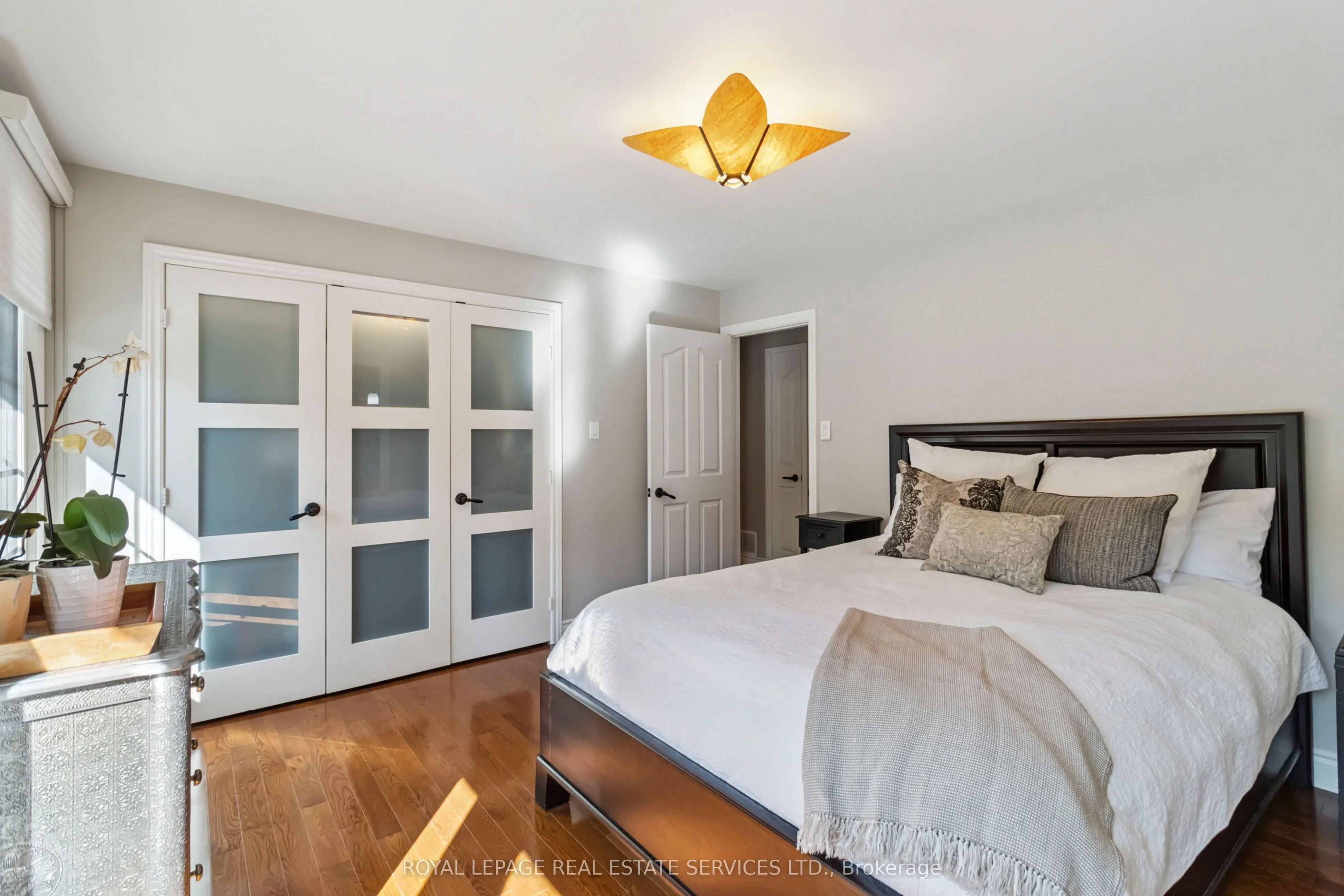 2019 Lakeshore Road W
