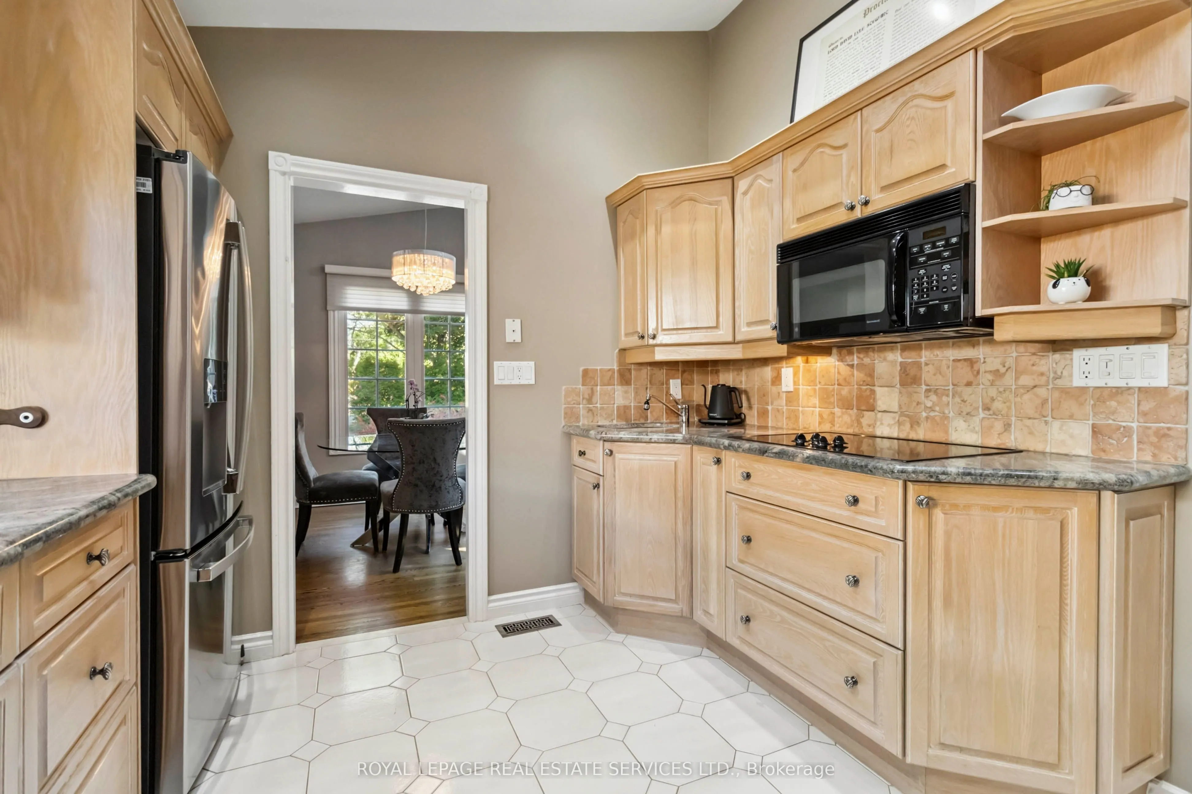 2019 Lakeshore Road W