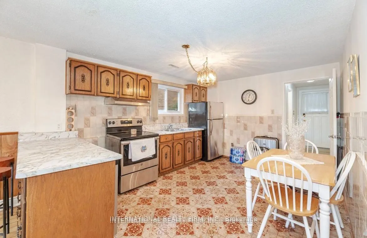 4103 Clevedon Drive