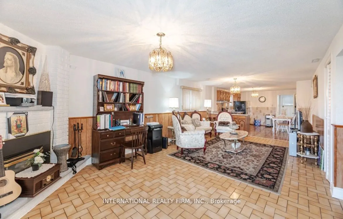 4103 Clevedon Drive