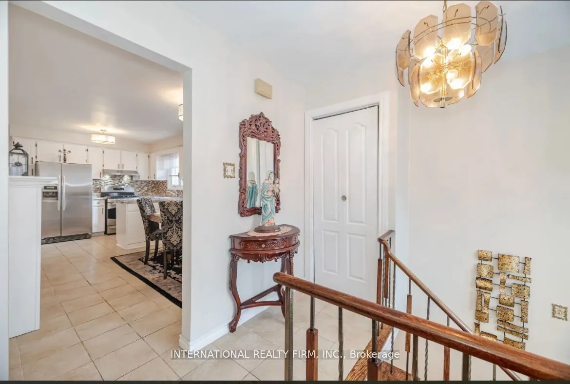 4103 Clevedon Drive