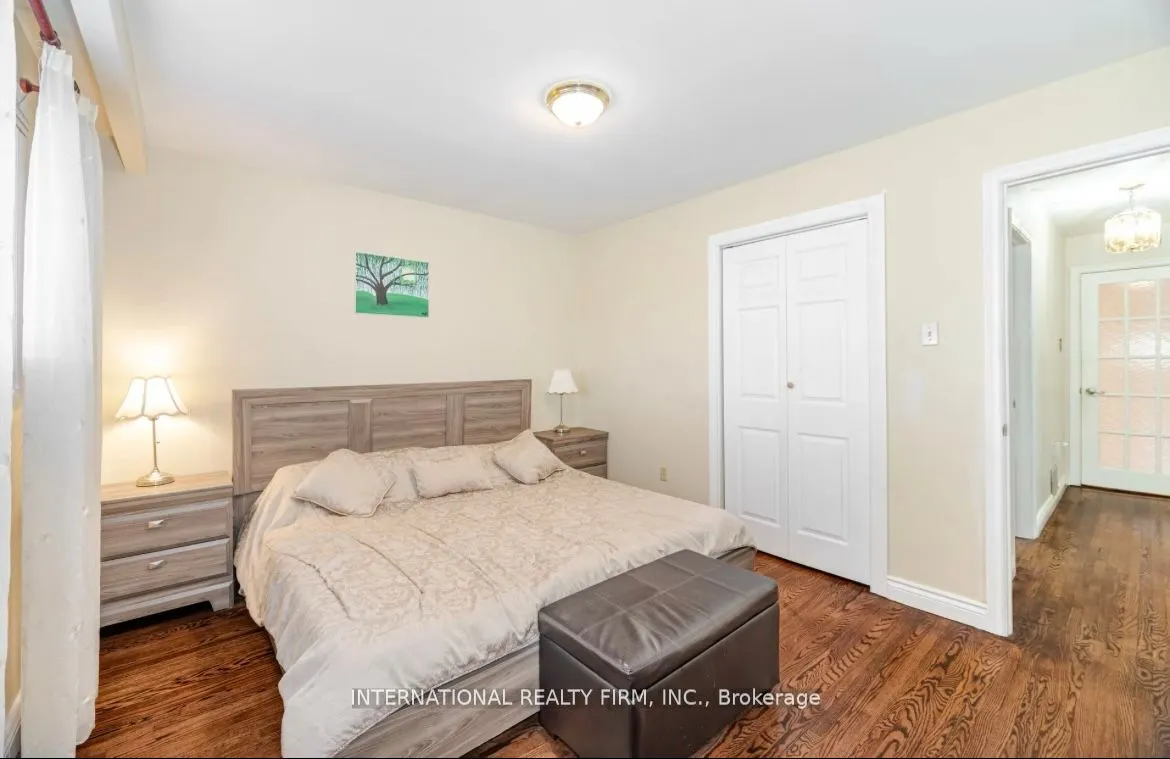 4103 Clevedon Drive