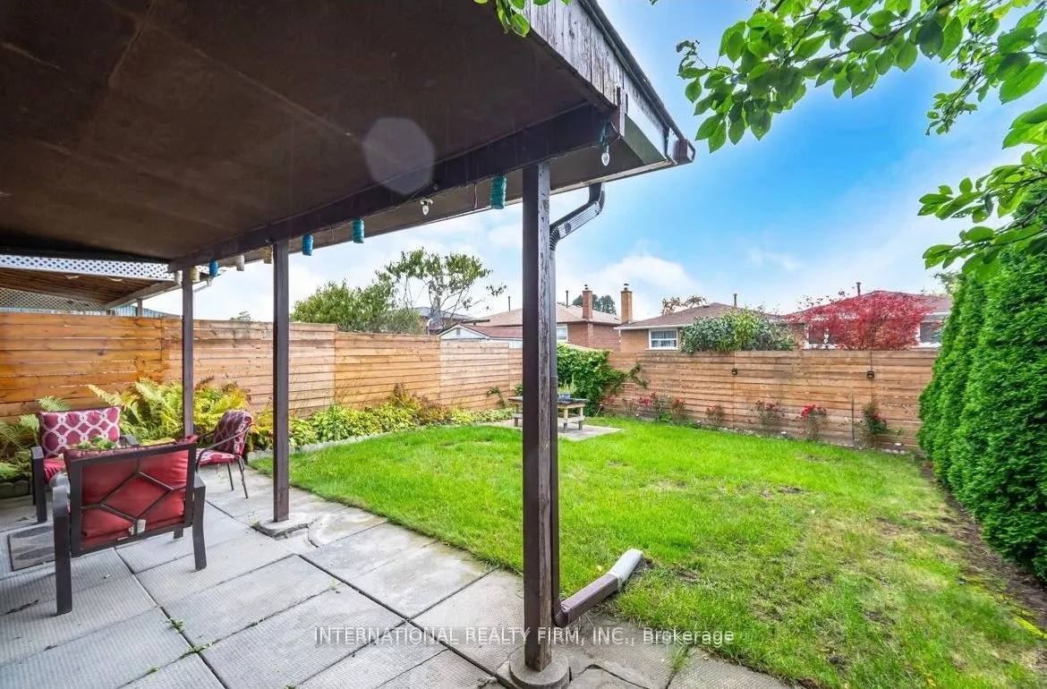 4103 Clevedon Drive