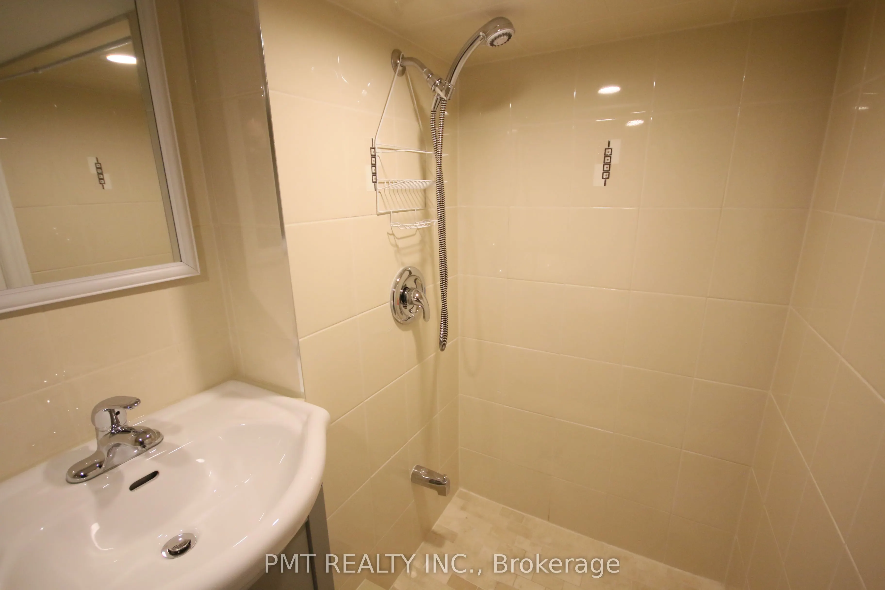 67 Lavender Road, #Bsmt