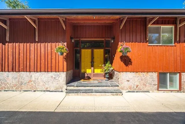 24 Cedar Drive