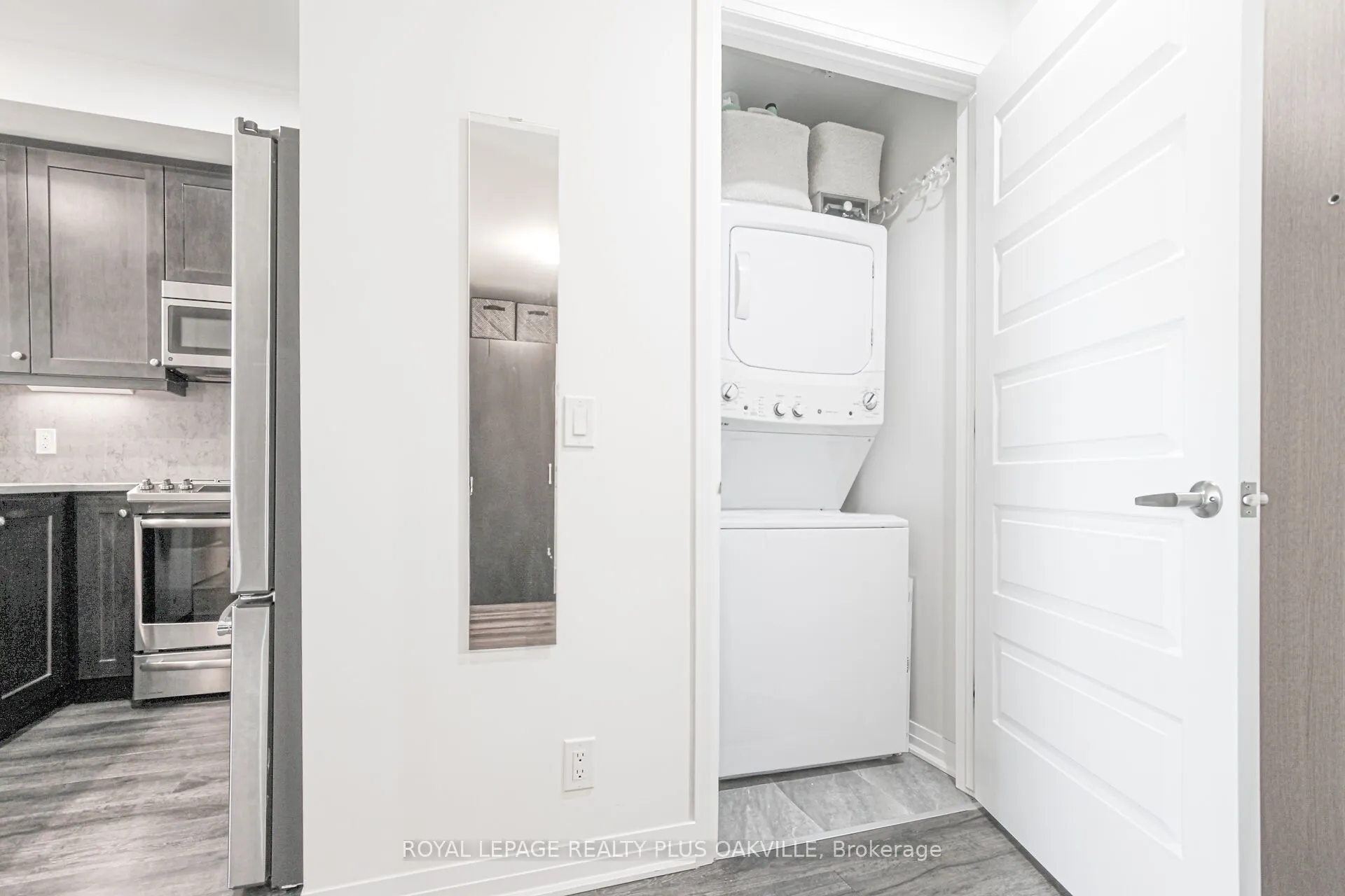 1105 Leger Way, #526