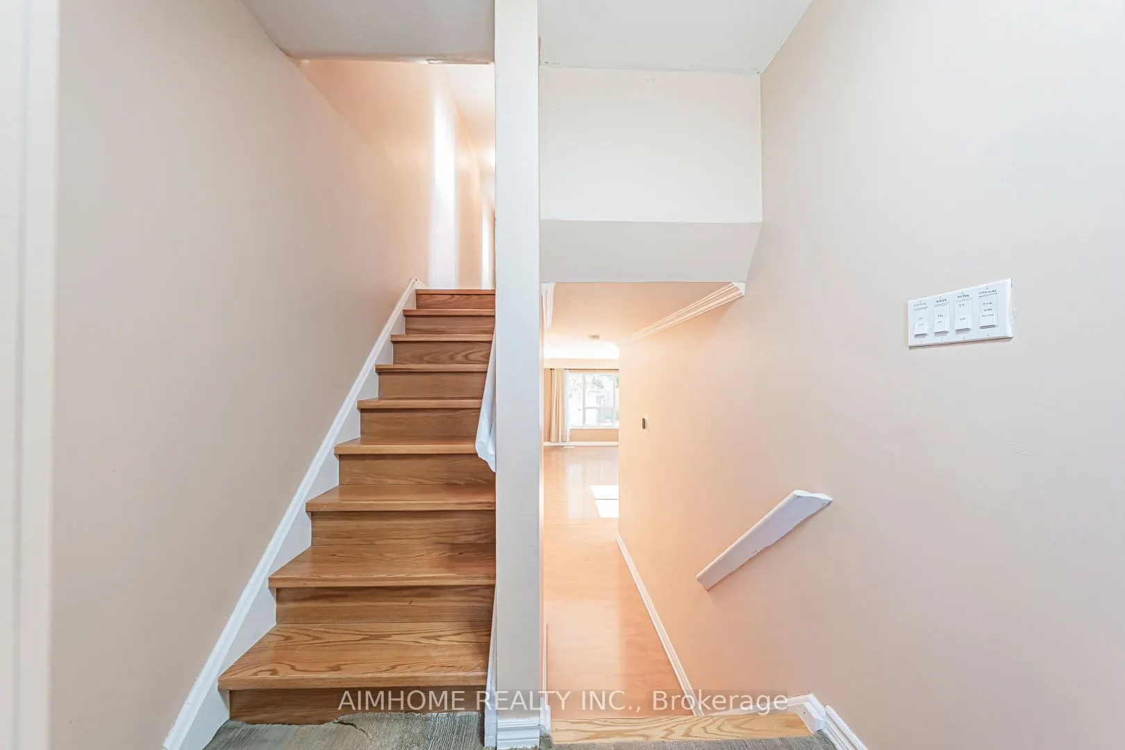 2583 lundigan Drive