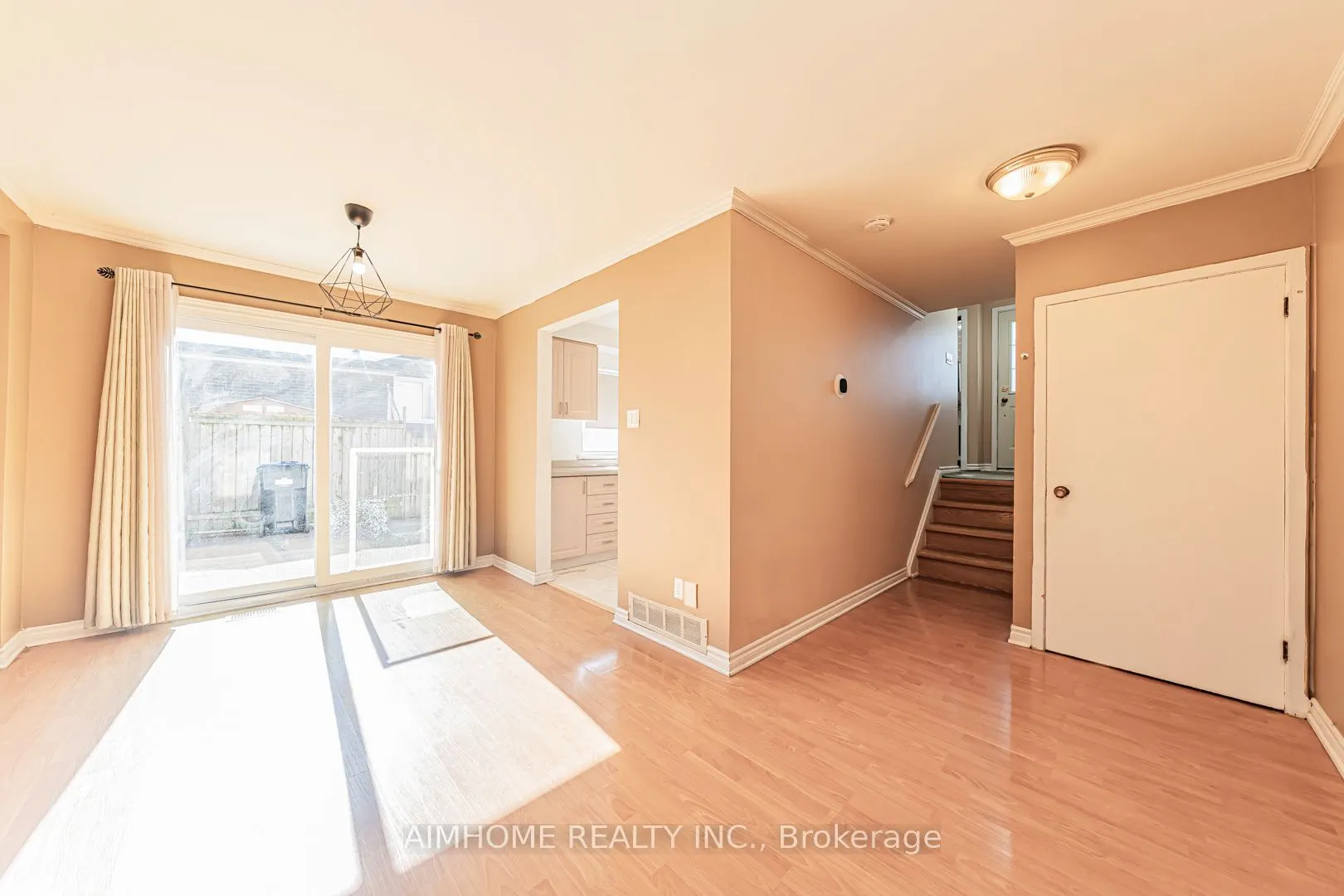 2583 lundigan Drive