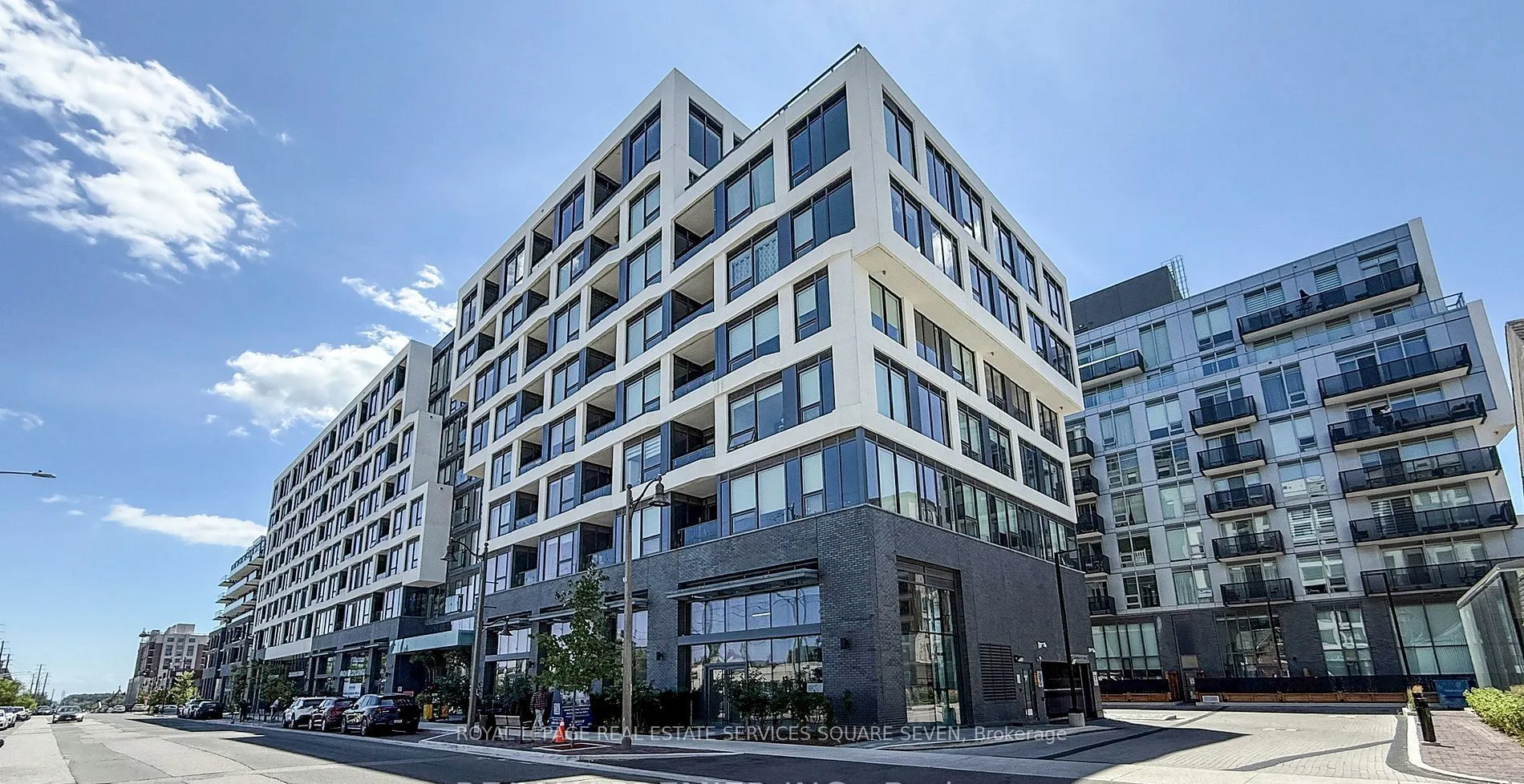 2450 Old Bronte Road, #226