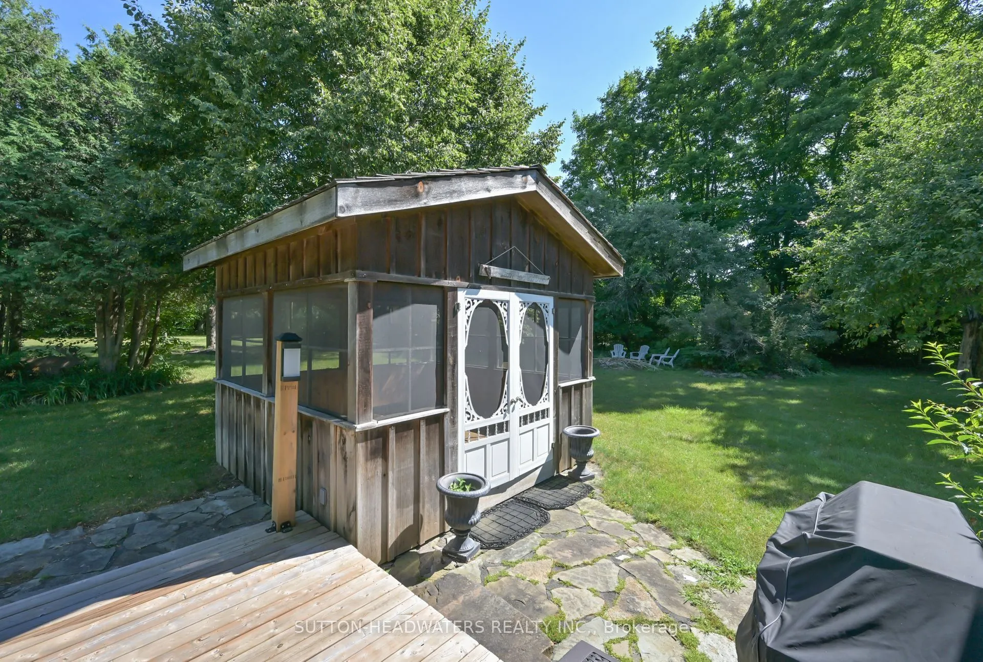 563 River Road