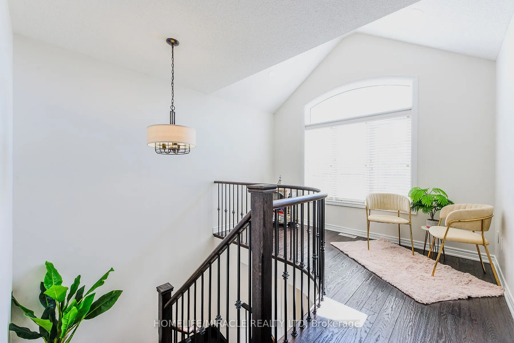 122 Bonnie Braes Drive