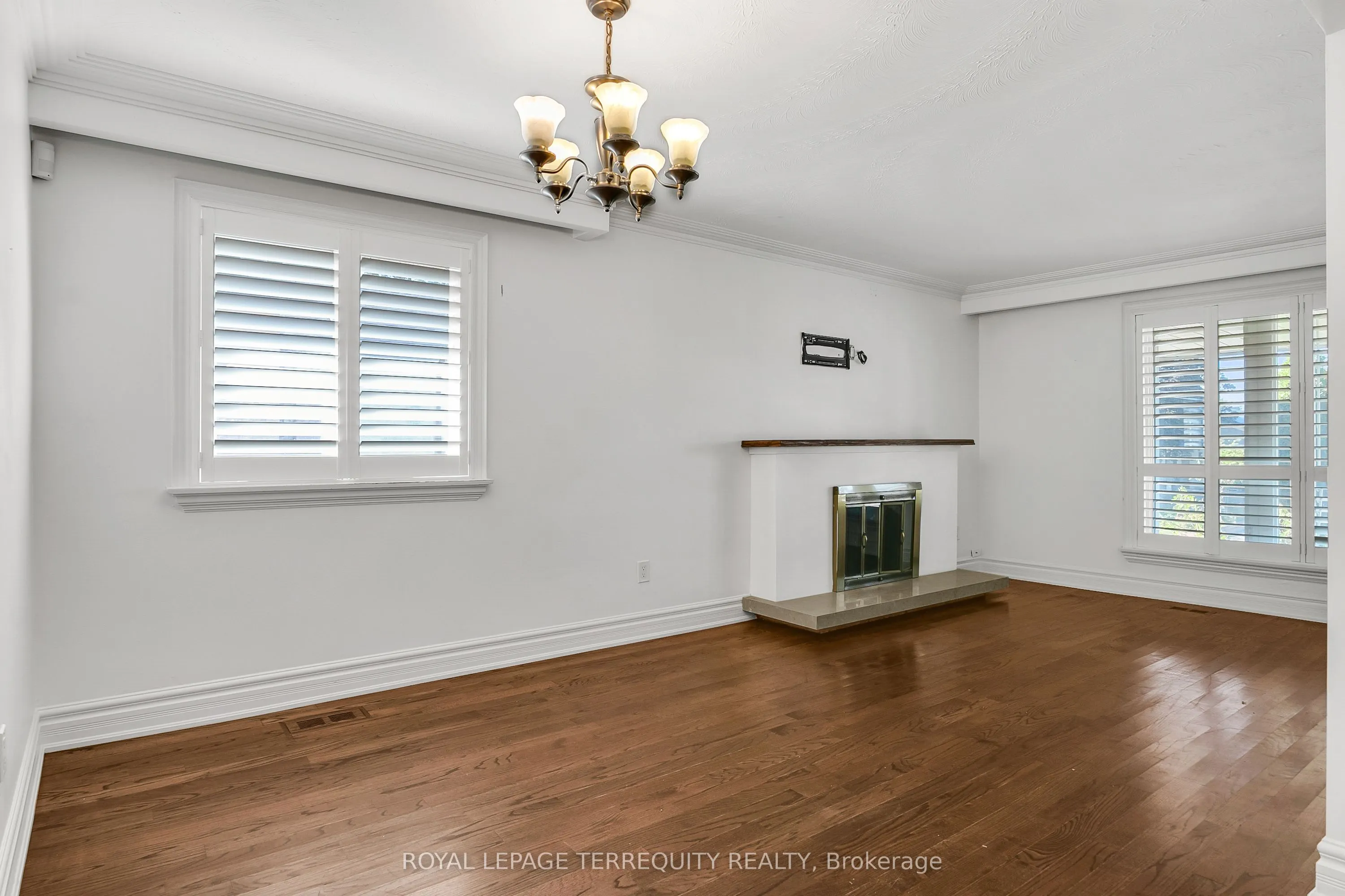 19 Wall Avenue