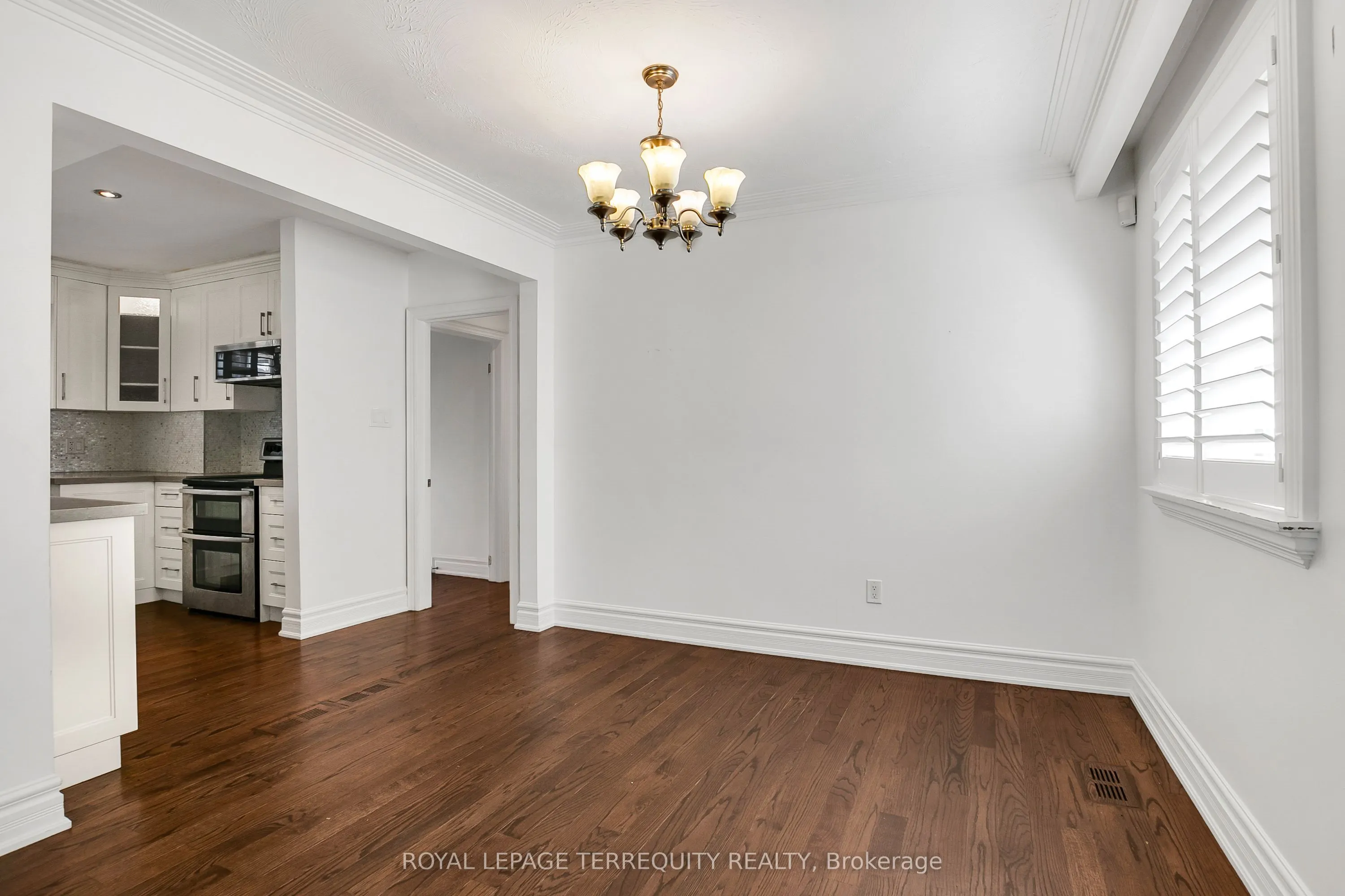 19 Wall Avenue