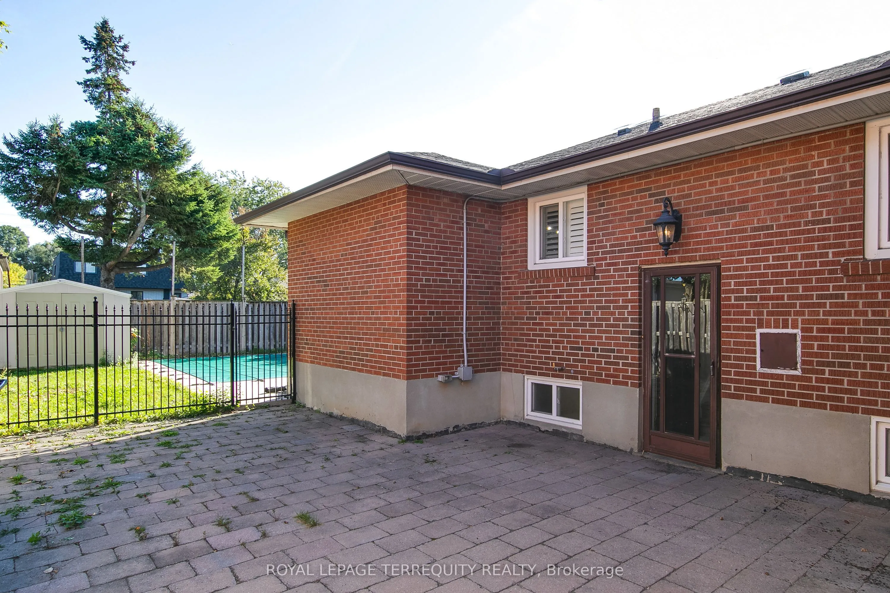 19 Wall Avenue