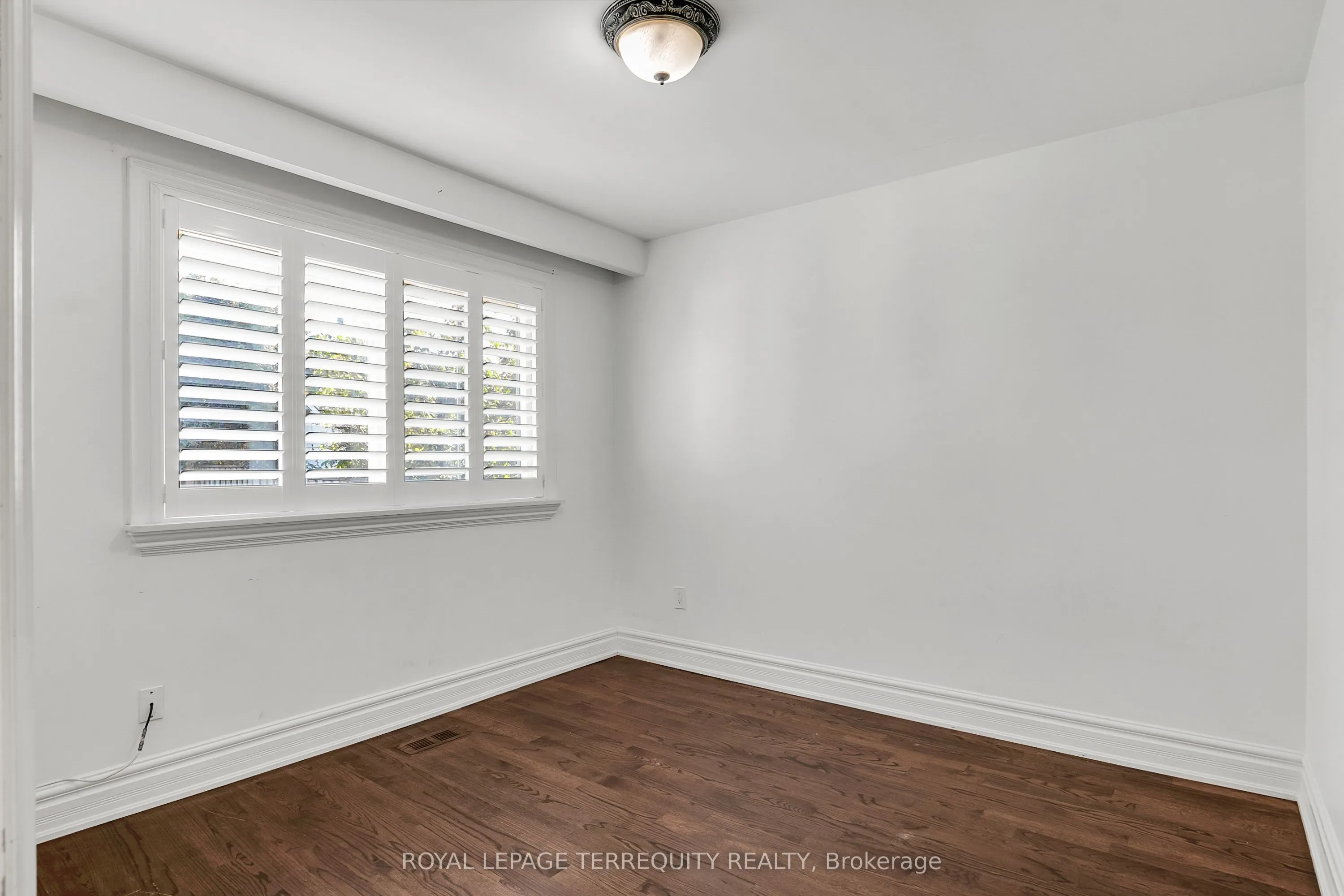 19 Wall Avenue
