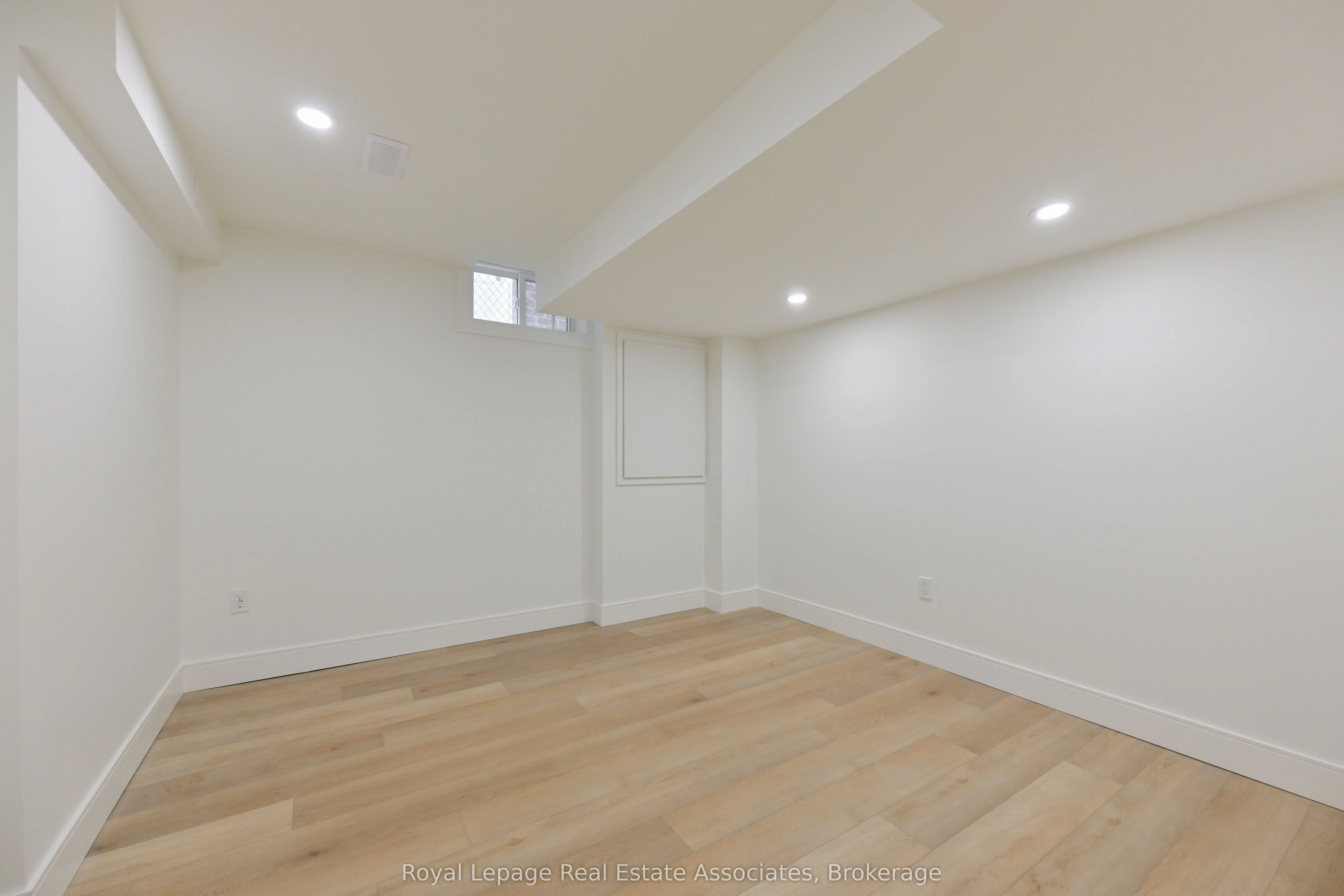 8 Mcnally Street