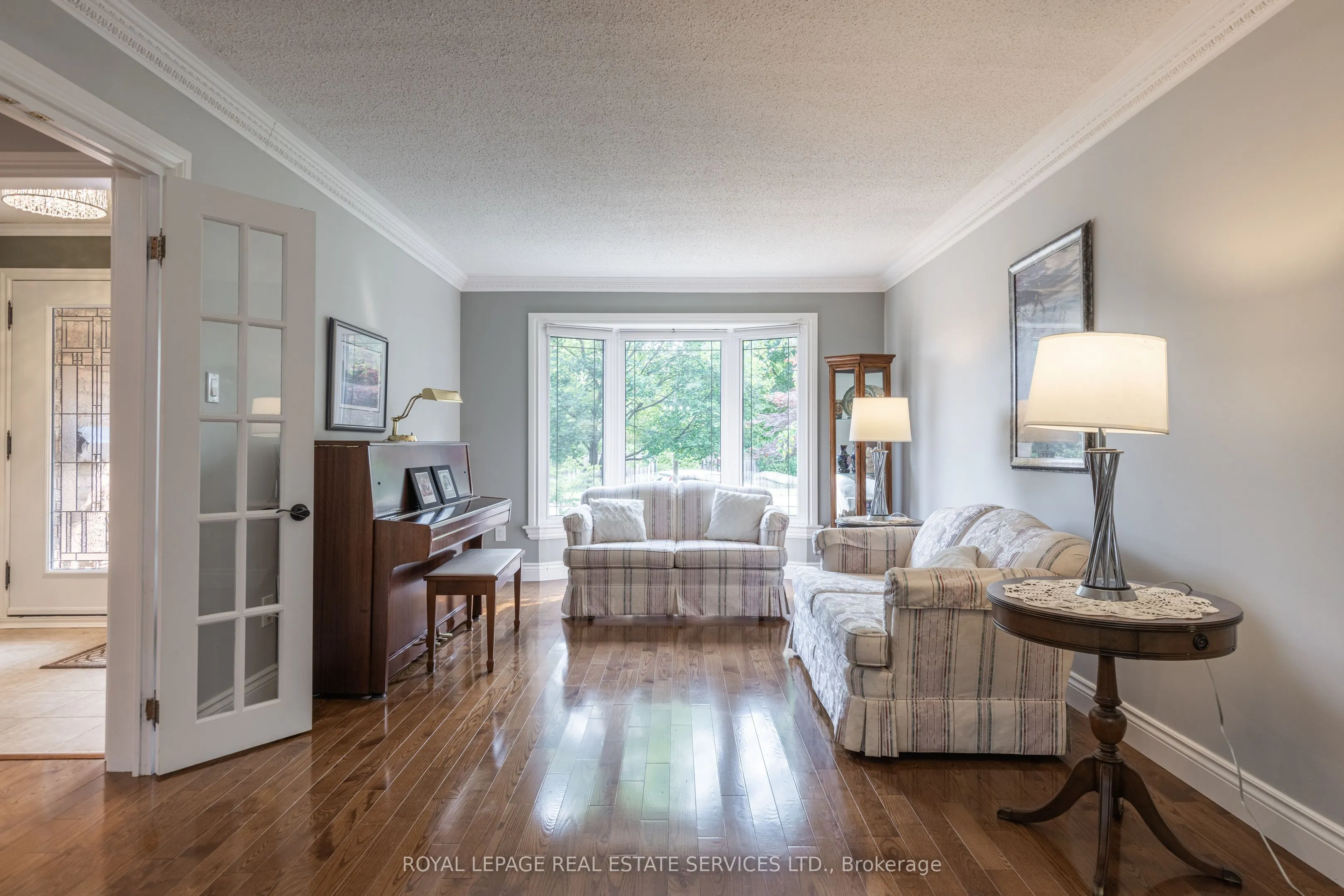 1210 BEECHGROVE Crescent
