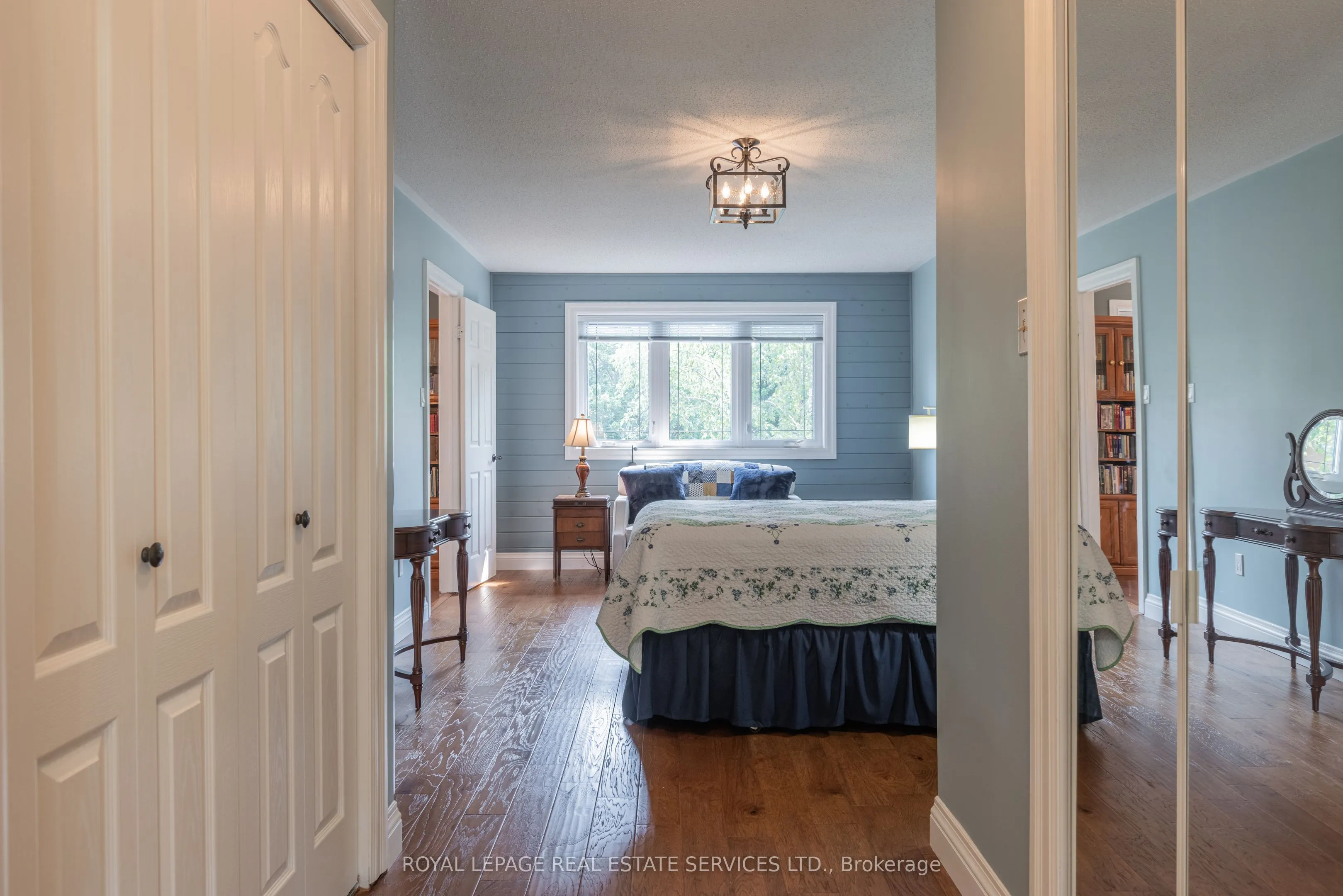 1210 BEECHGROVE Crescent