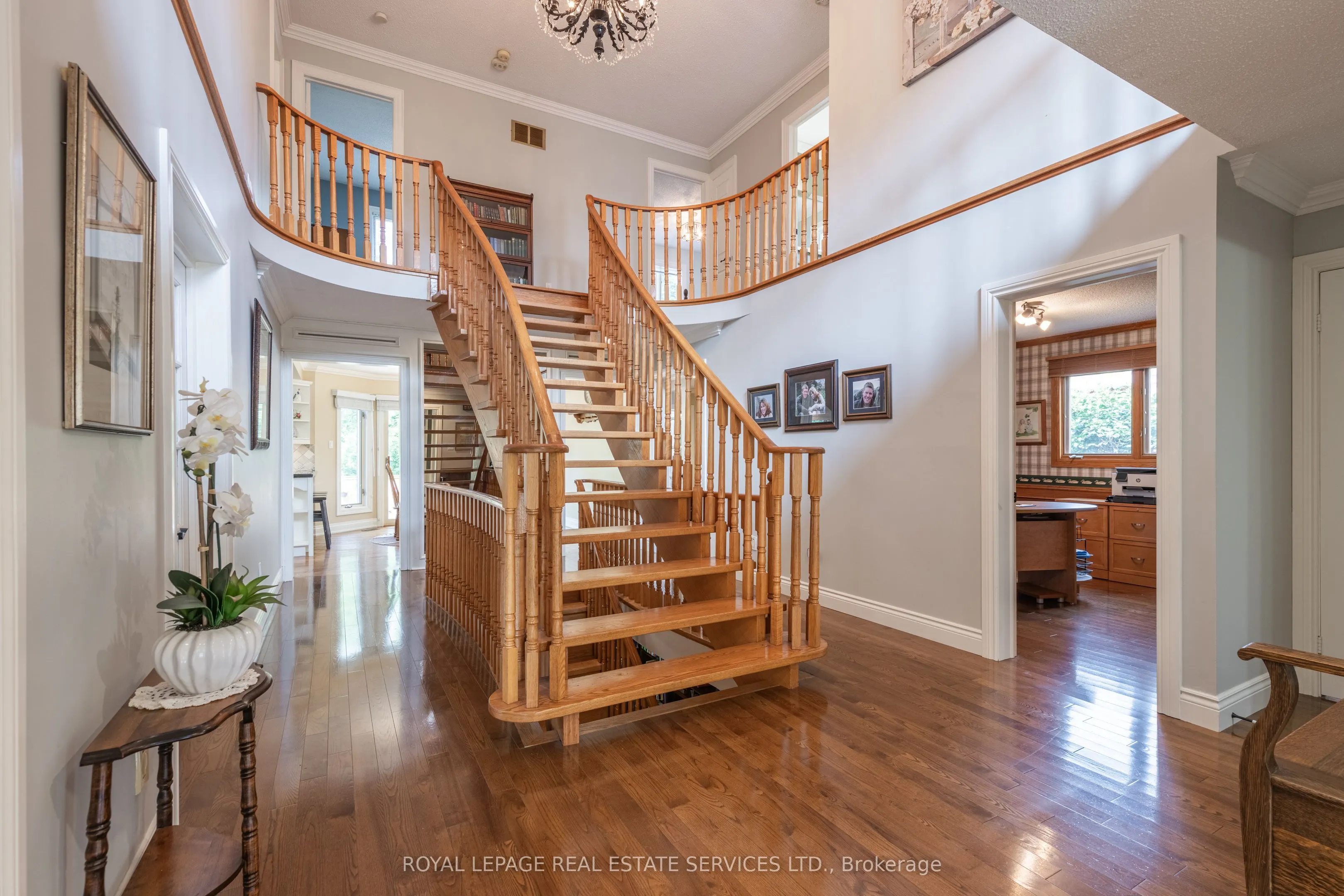 1210 BEECHGROVE Crescent