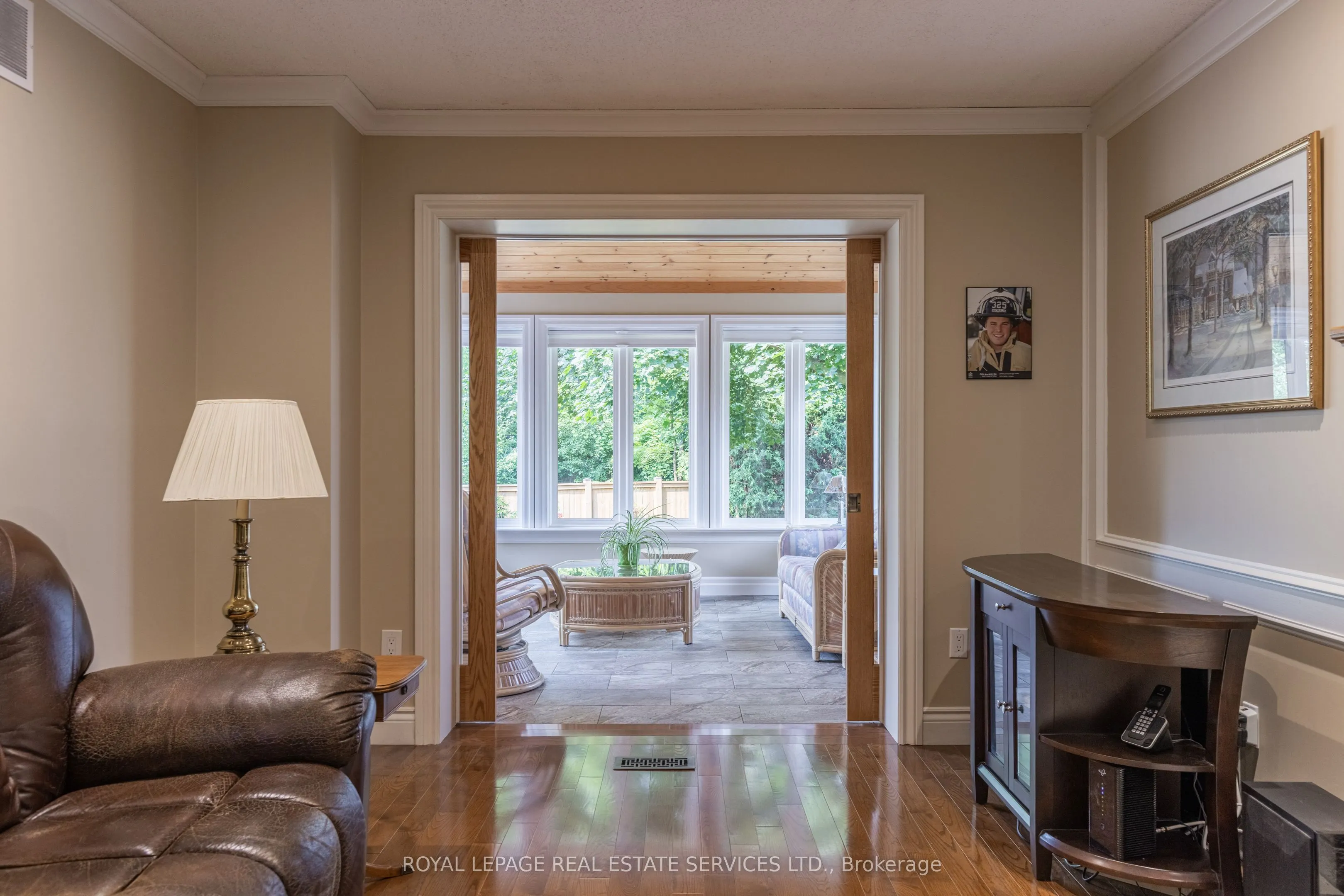 1210 BEECHGROVE Crescent