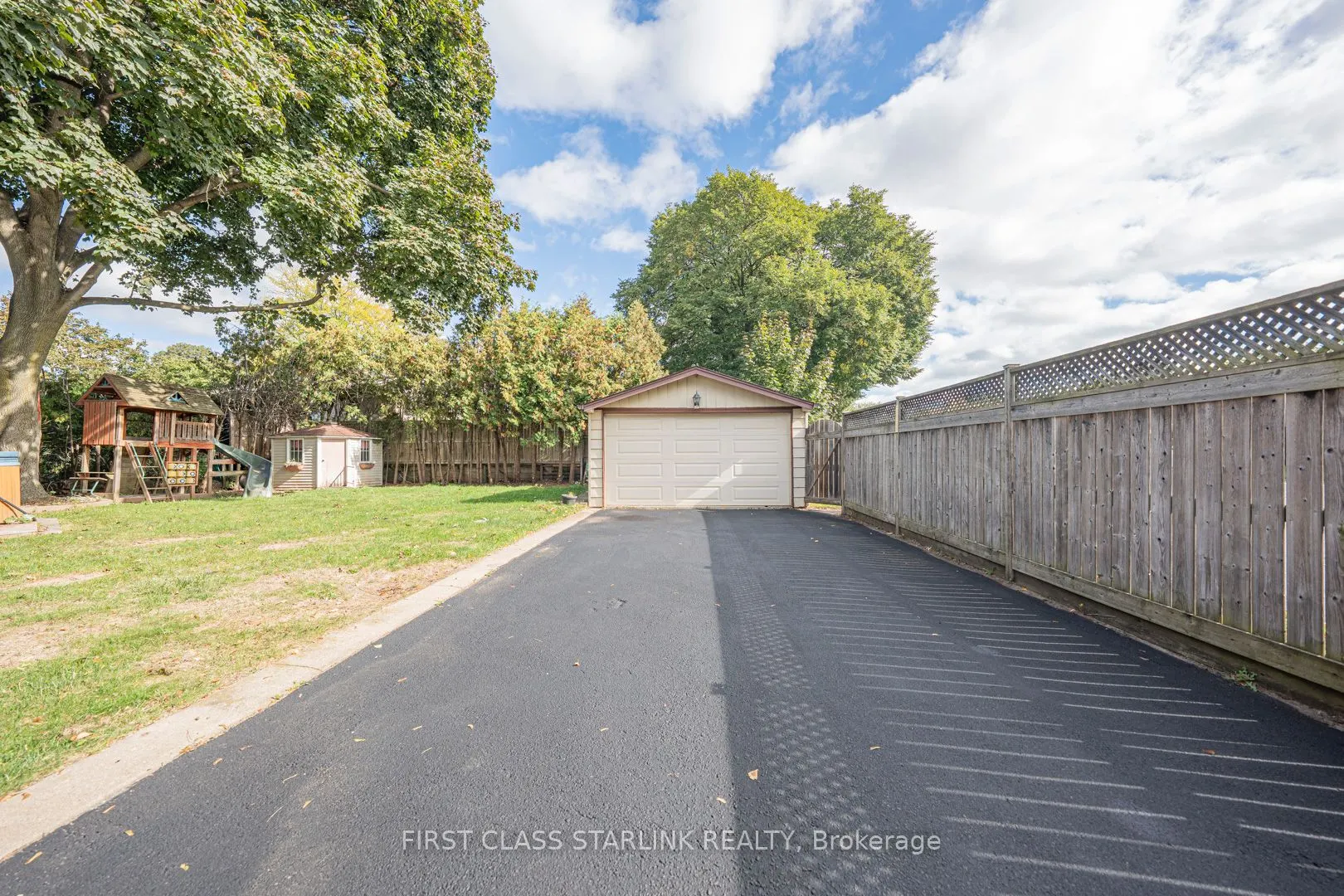 621 Dynes Road