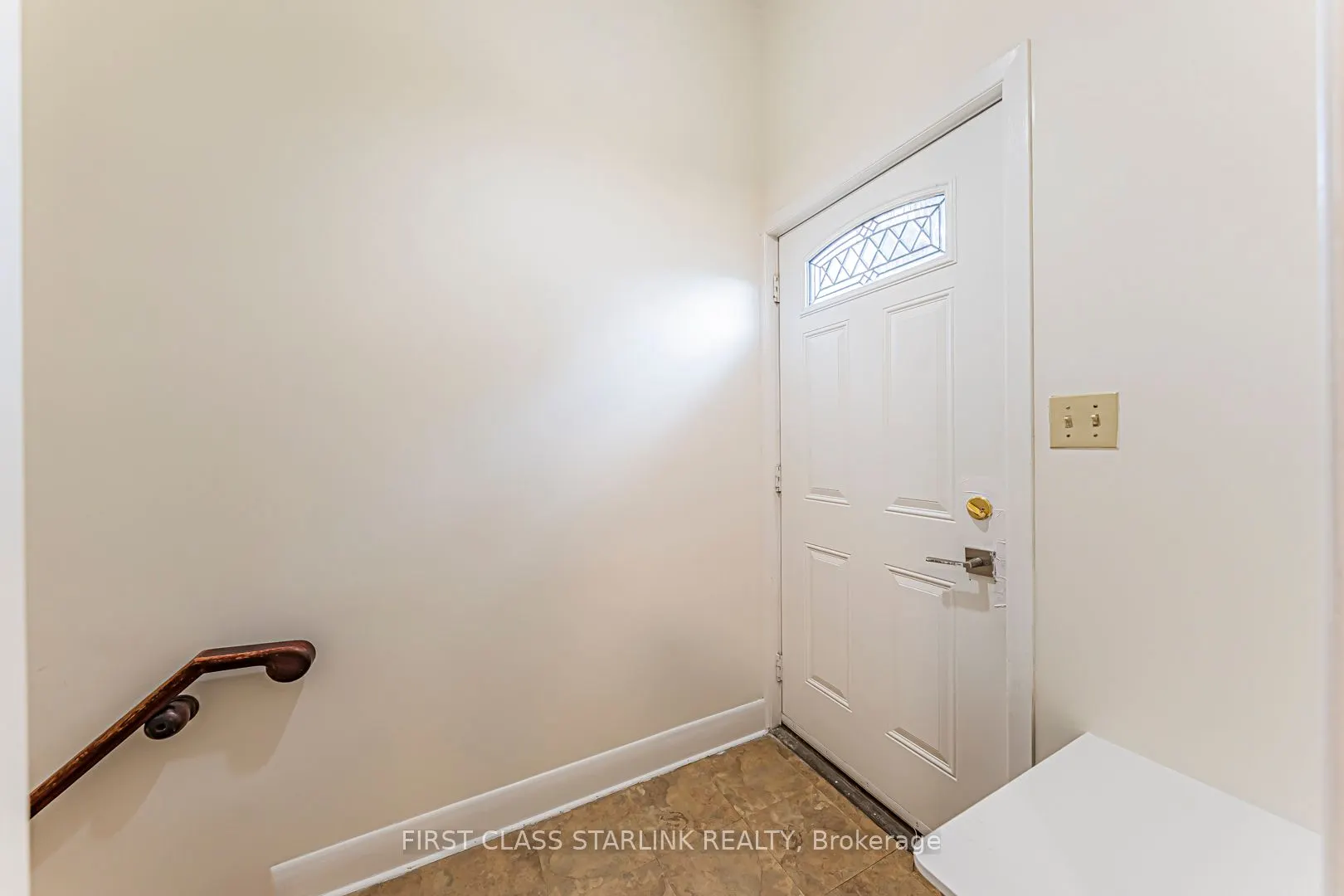 621 Dynes Road