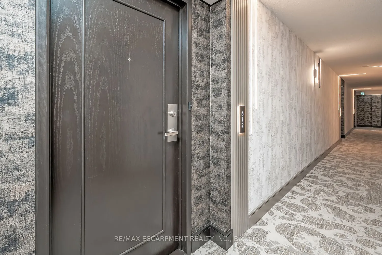 1276 Maple Crossing Boulevard, #612