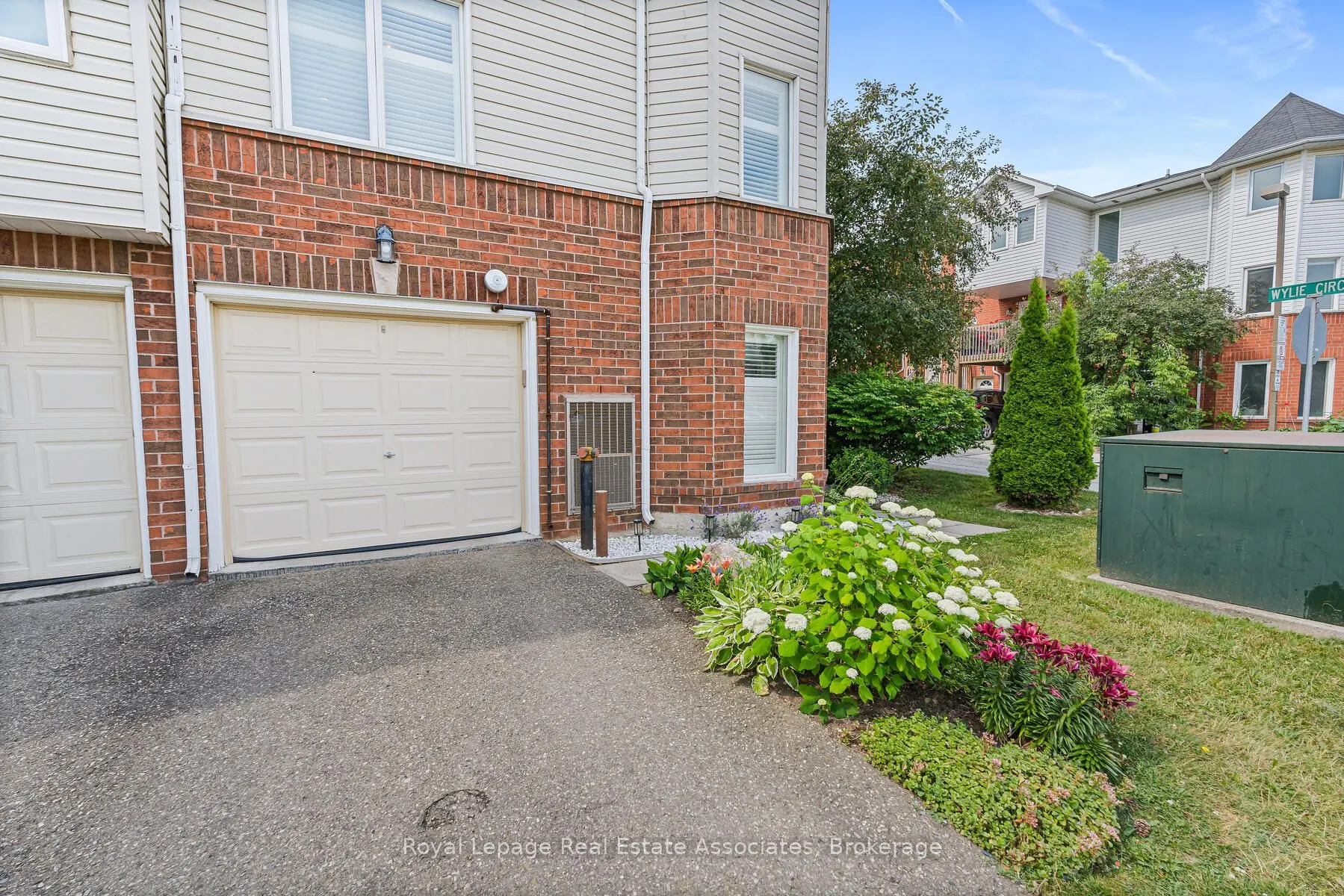 54 Wylie Circle, #82