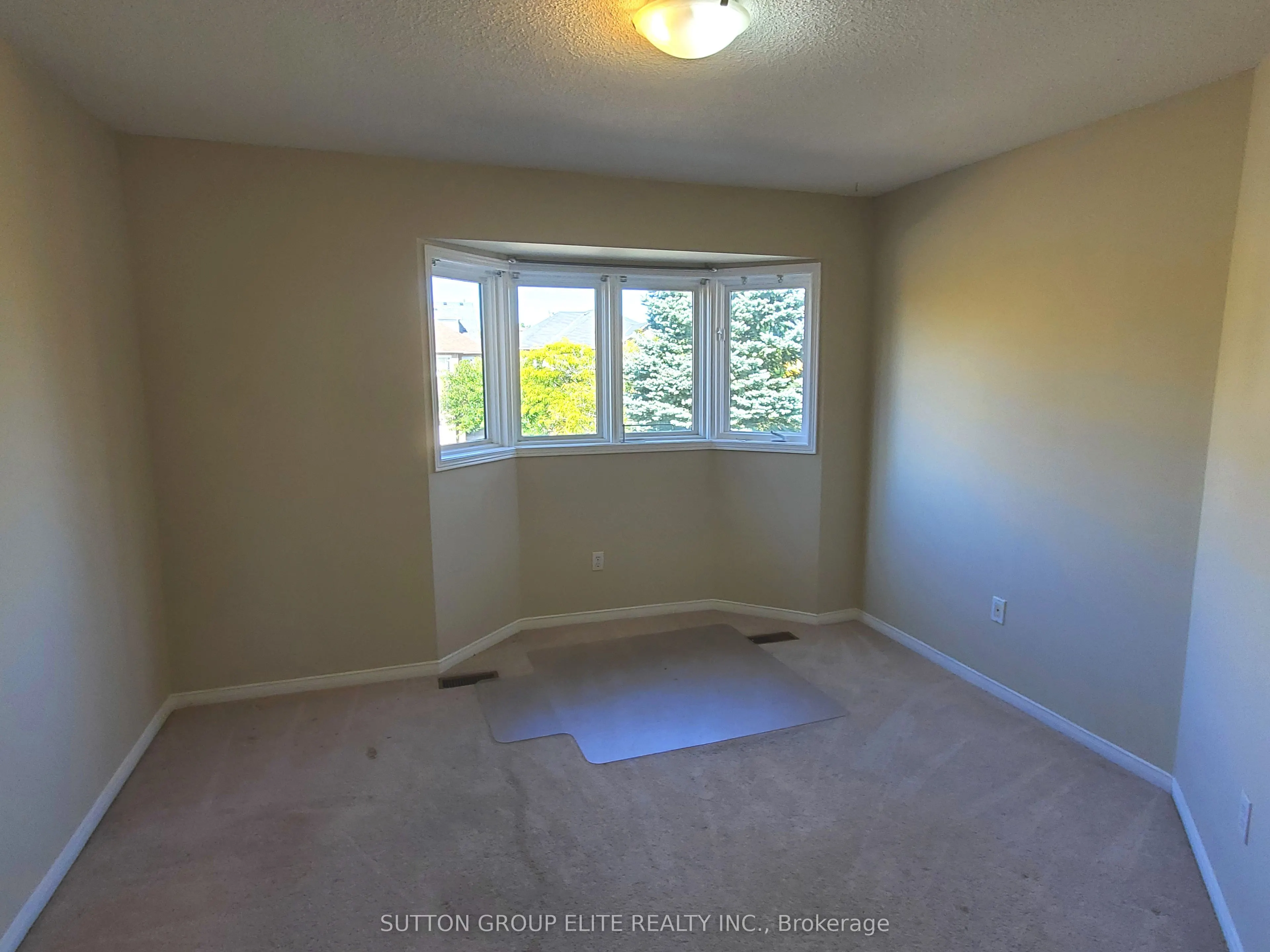 3938 Nightshade Lane