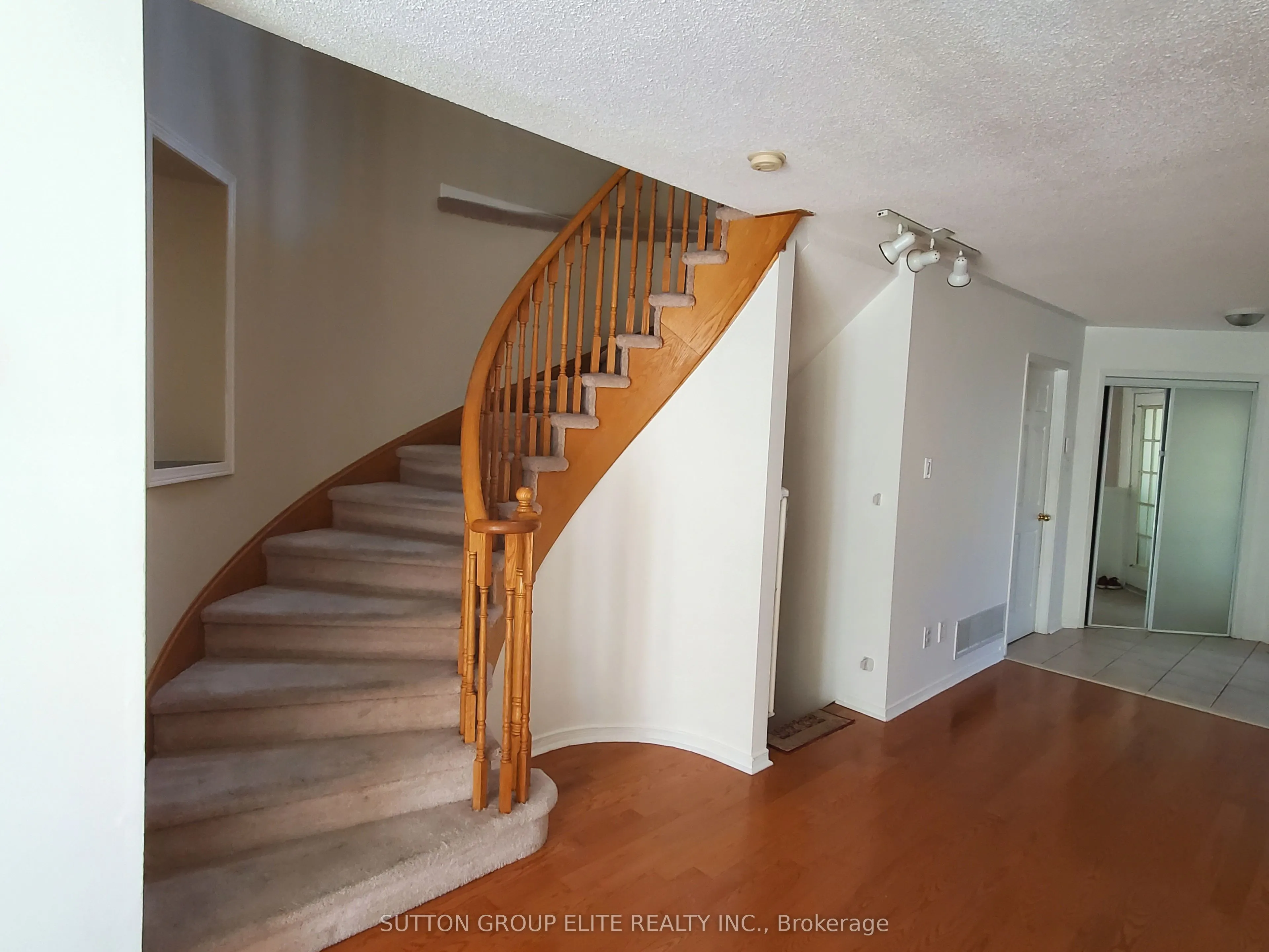 3938 Nightshade Lane