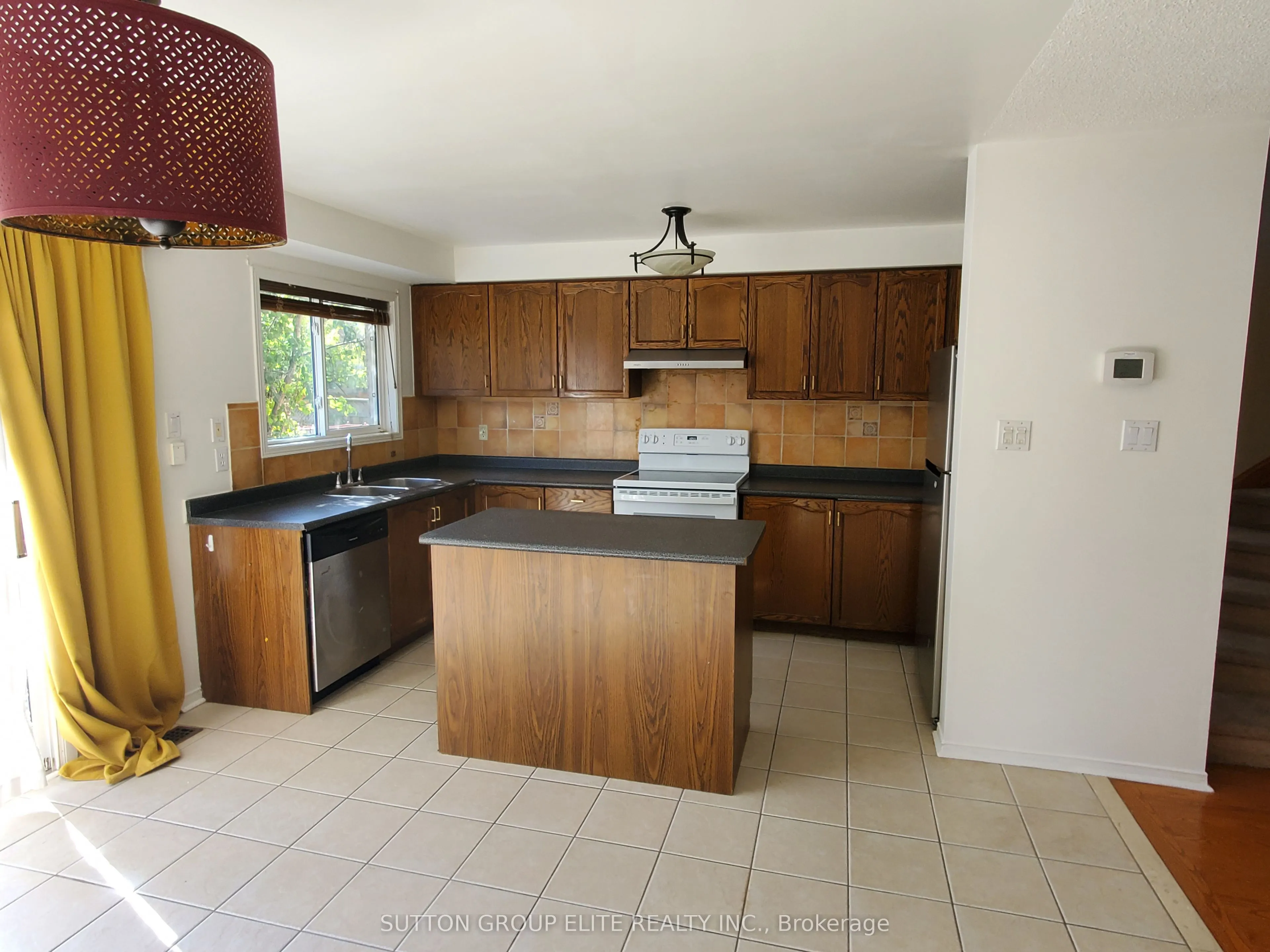 3938 Nightshade Lane