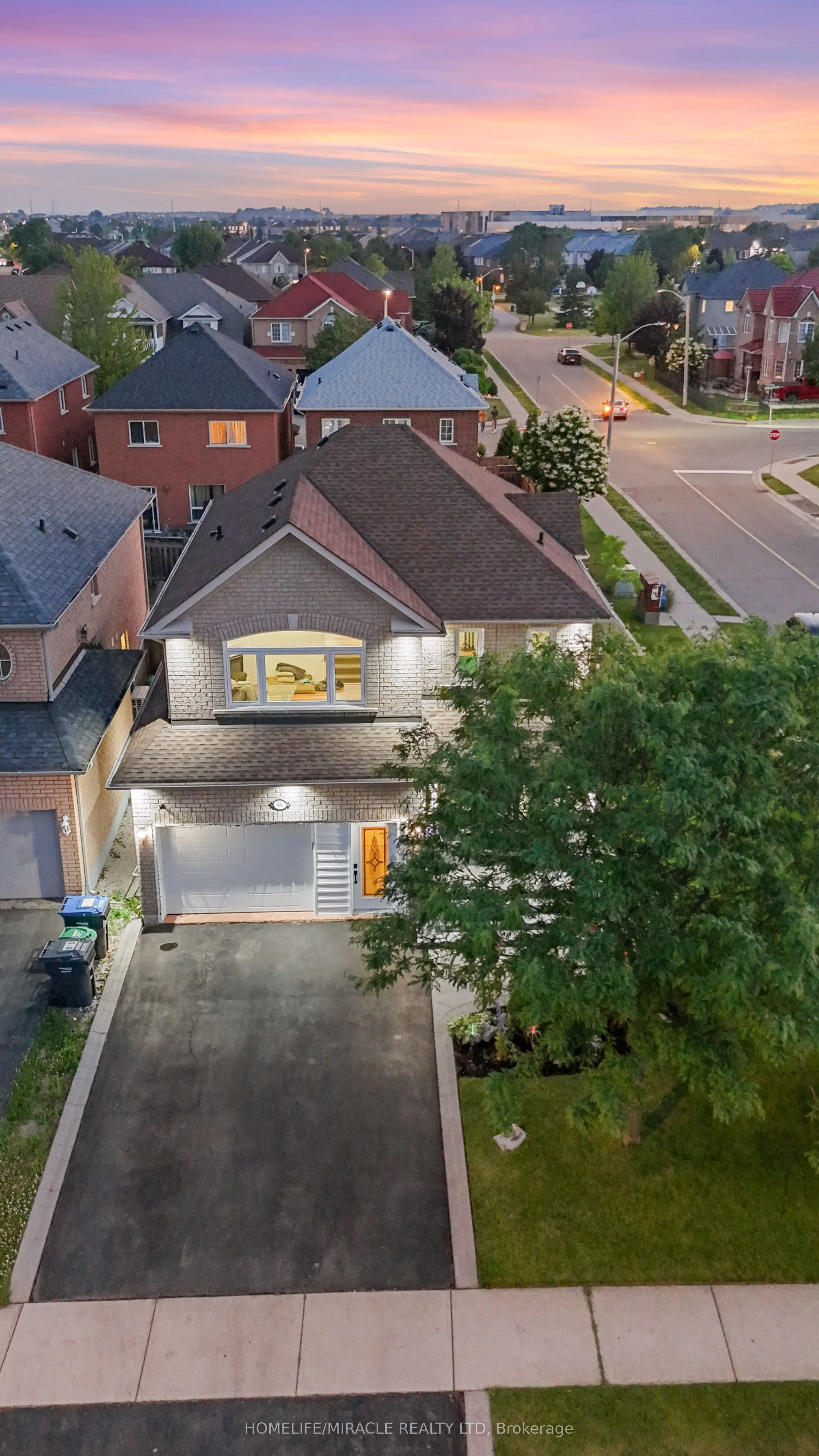 44 Newark Way