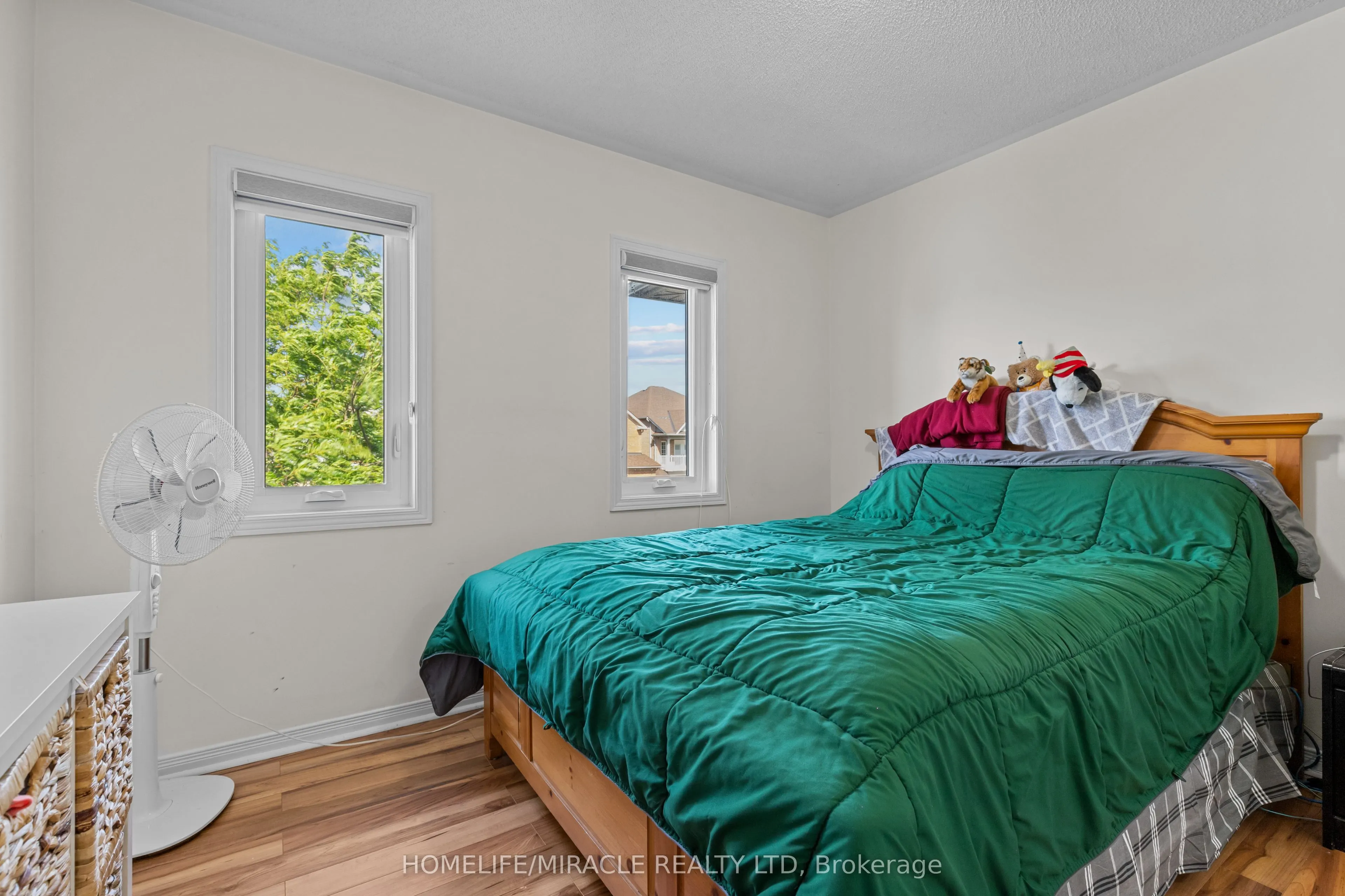 44 Newark Way