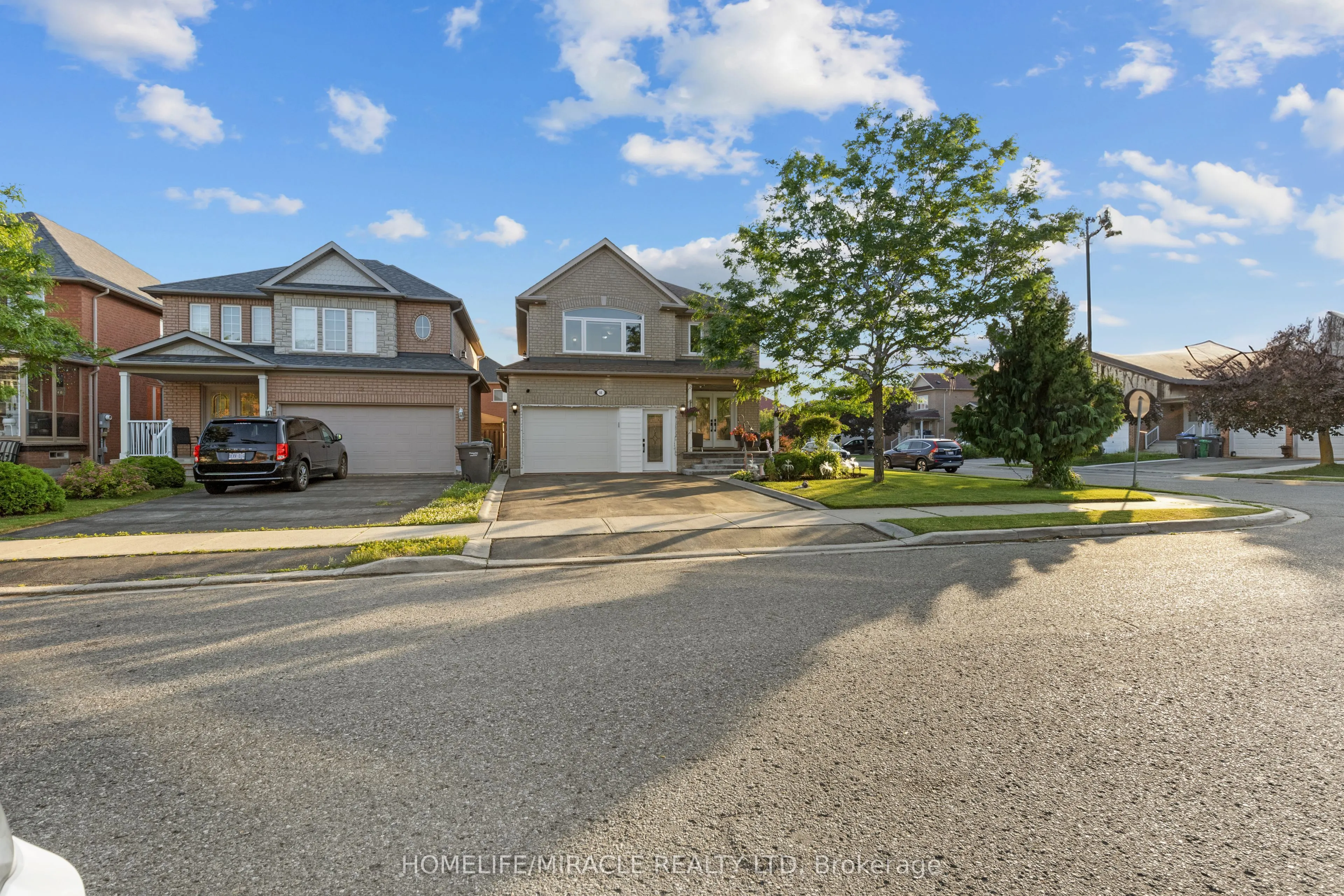 44 Newark Way
