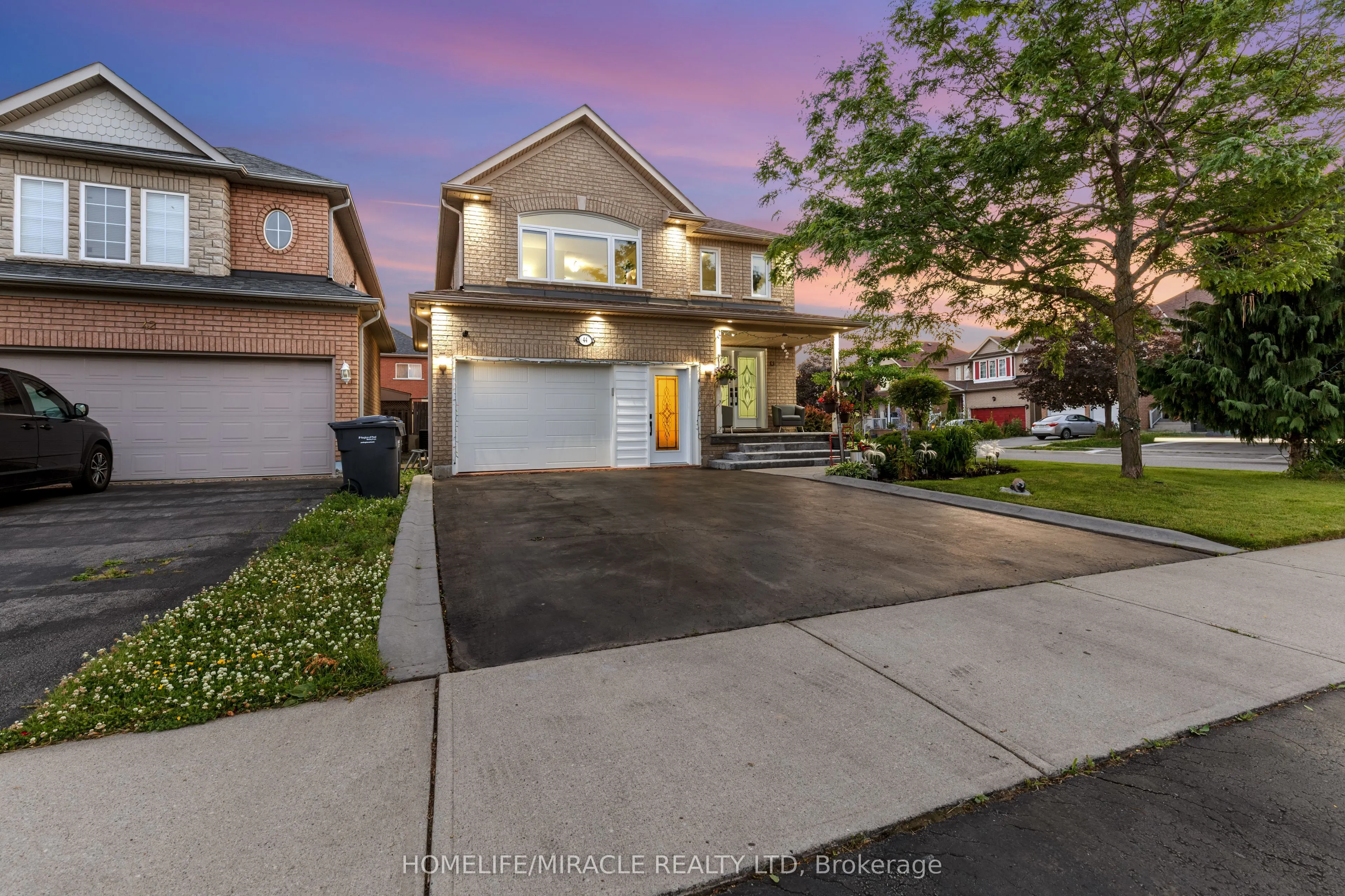 44 Newark Way
