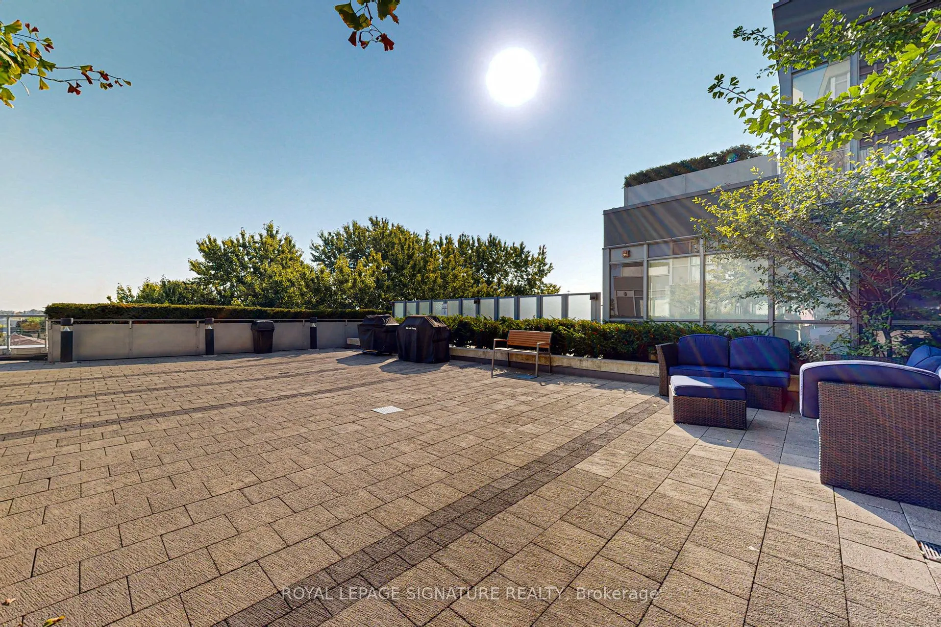 15 James Finlay Way, #1012