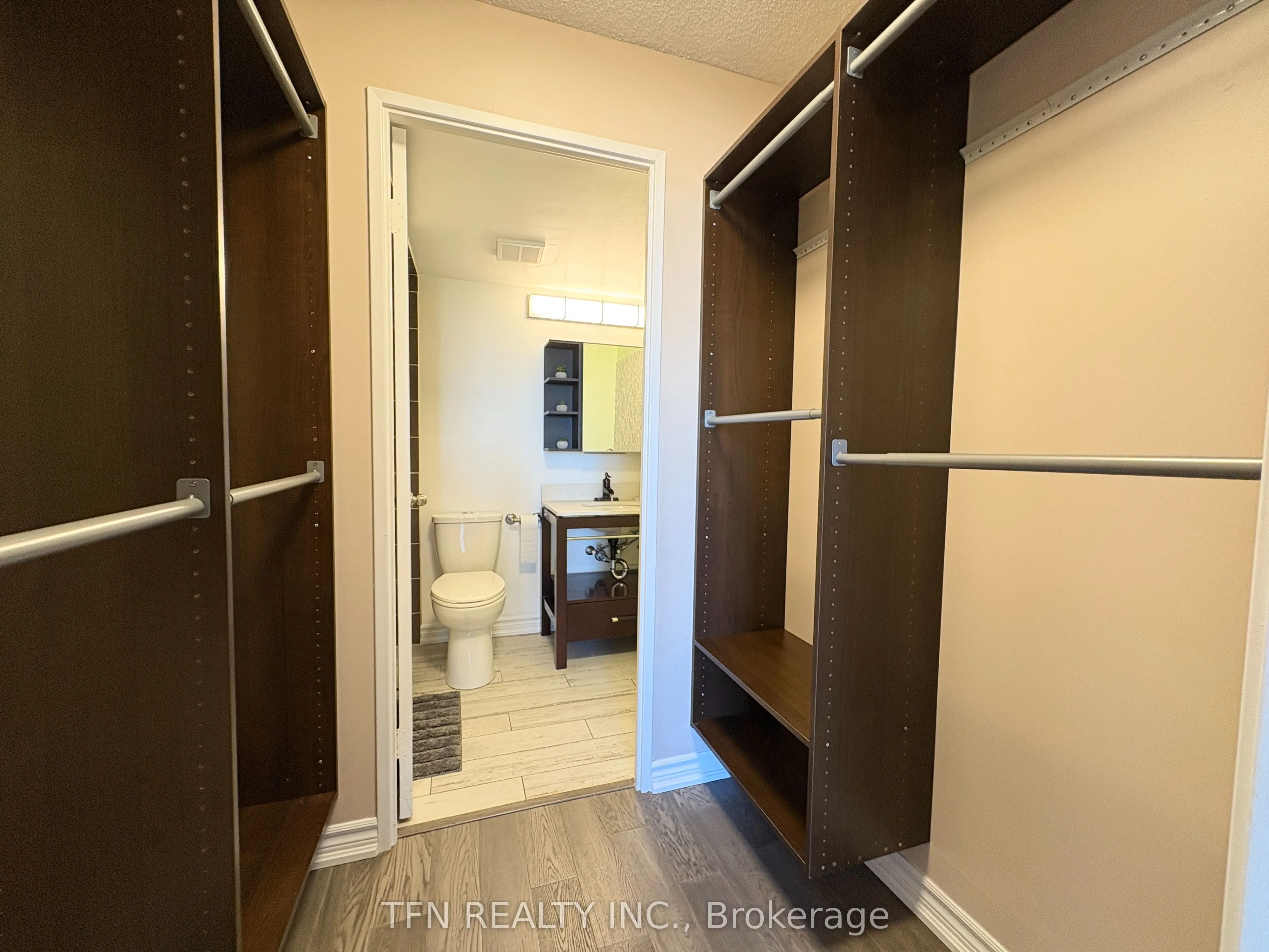 4205 Shipp Drive, #1102