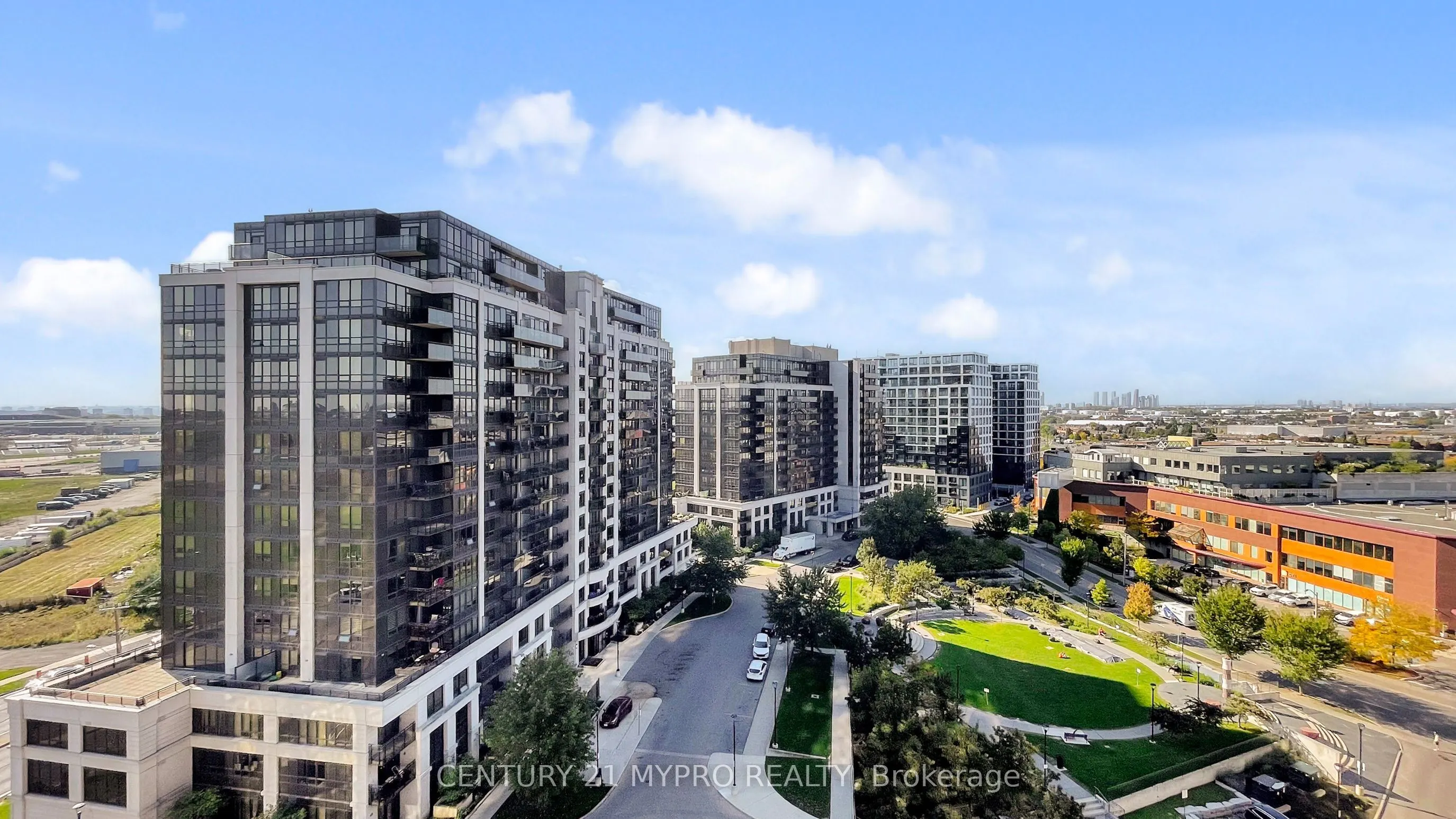 1060 Sheppard Avenue, #1103